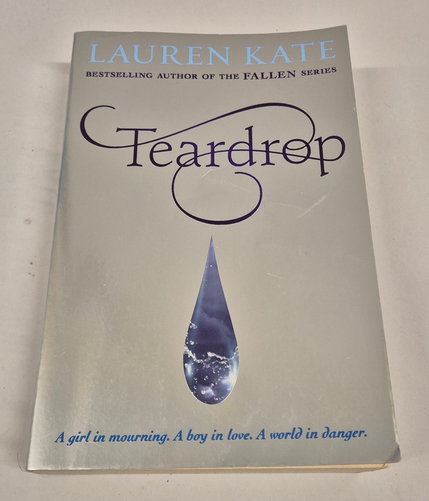 Teardrop (Teardrop #1) by Lauren Kate