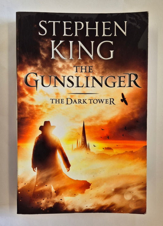 The Gunslinger (The Dark Tower Volume I) by Stephen King