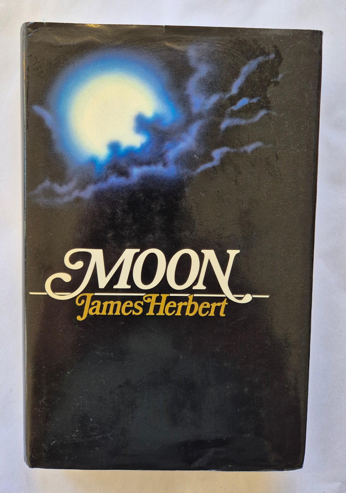 Moon by James Herbert