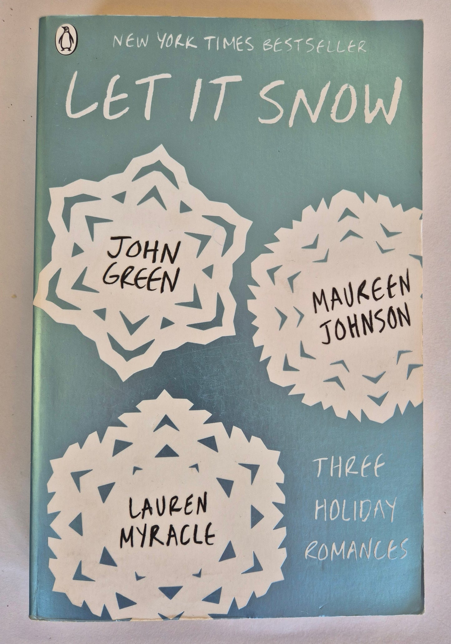 Omnibus: Let it Snow: Maureen Johnson - The Jubilee Express + John Green - A Cheertastic Christmas Miracle + Lauren Myracle - The Patron Saint of Pigs