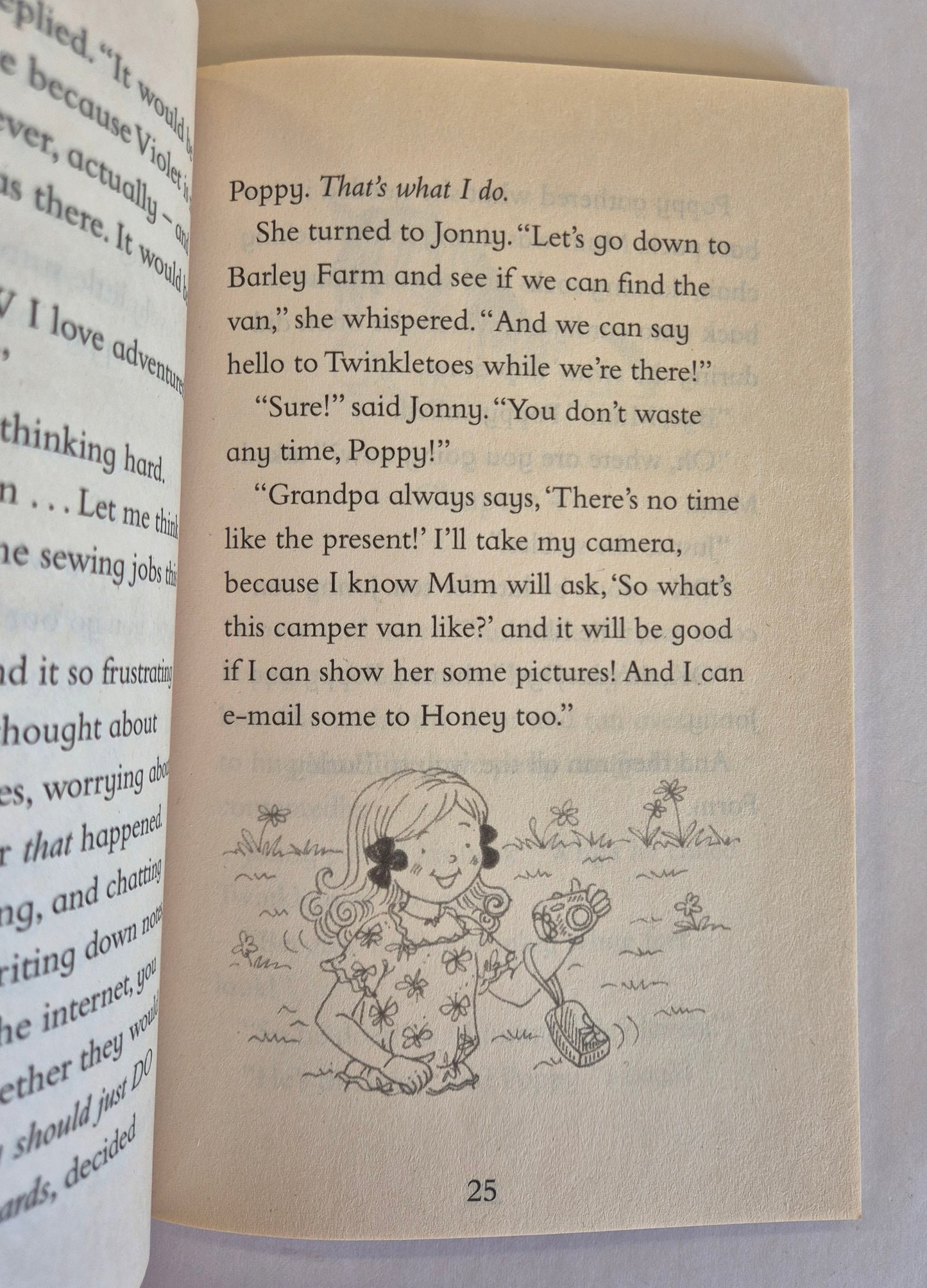 Princess Poppy: The Unicorn Foal by Janey Louise Jones