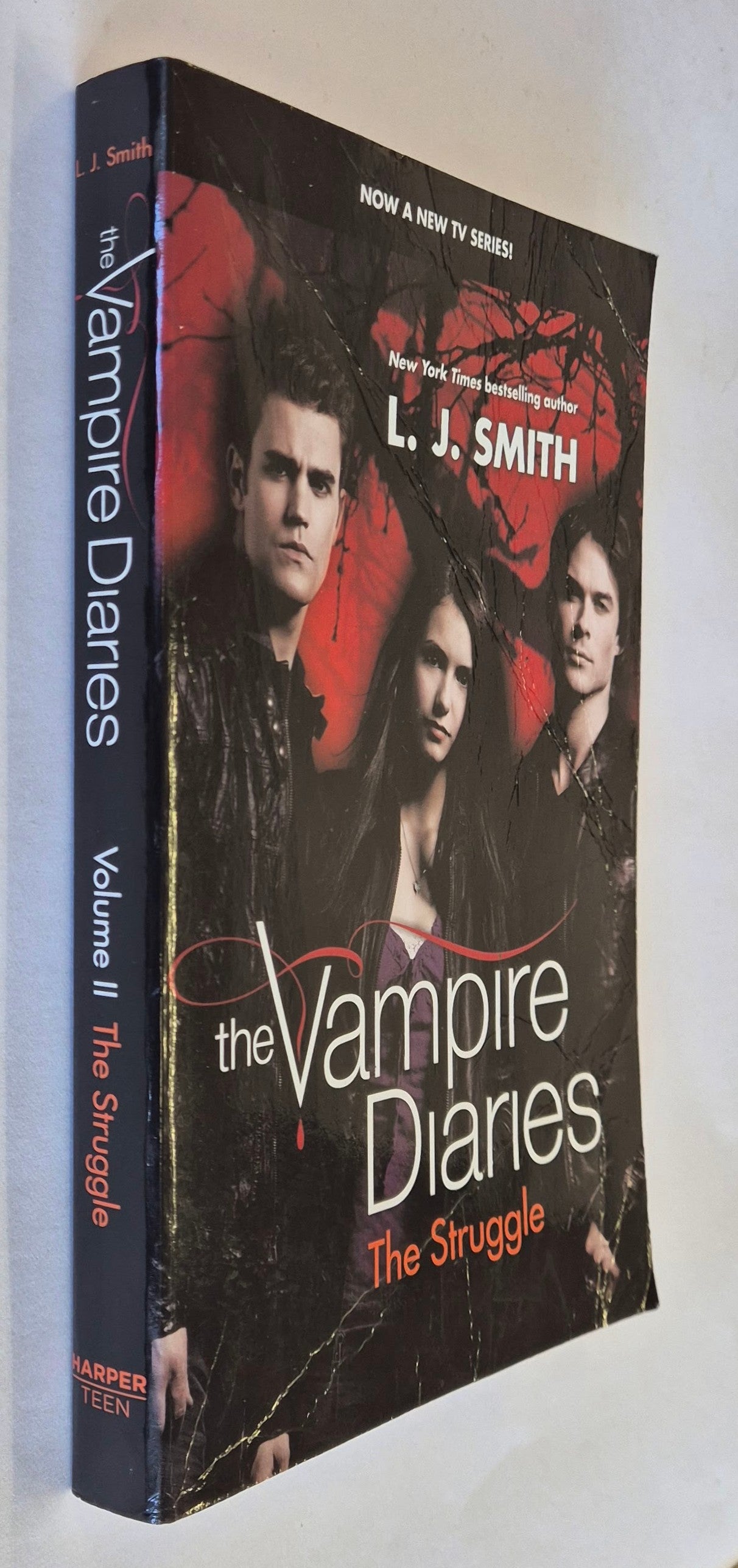 The Struggle (The Vampire Diaries #2) by L. J. Smith