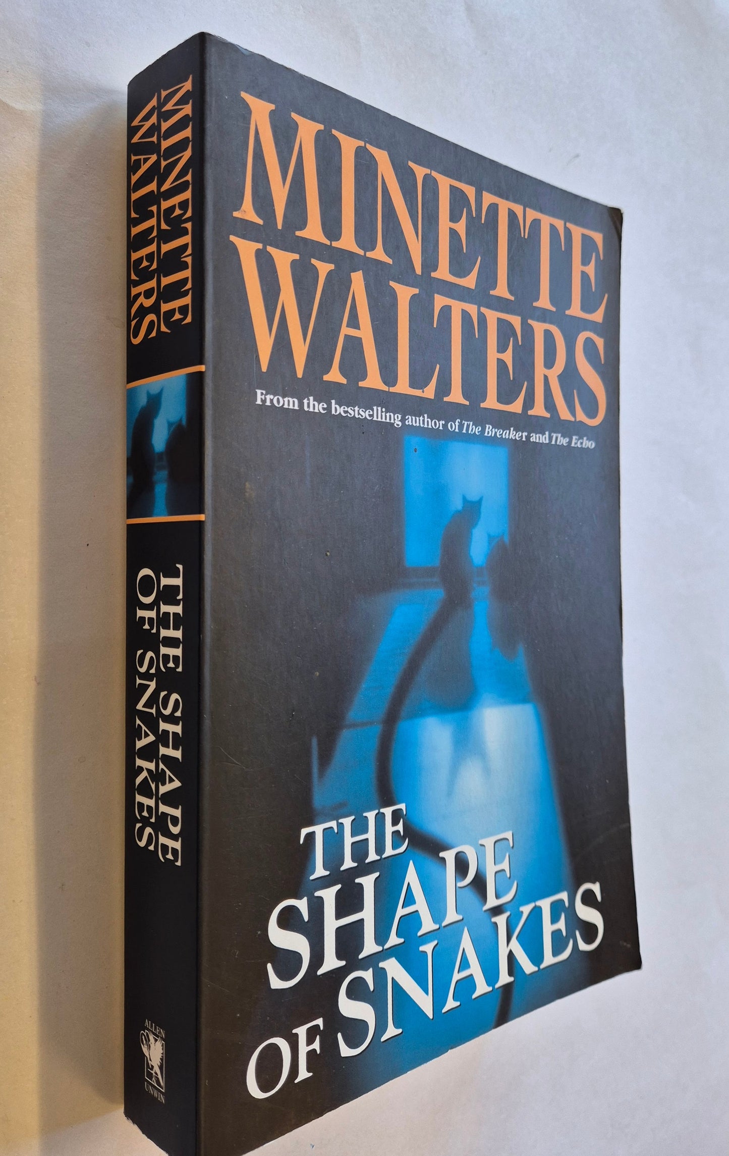 The Shape of Snakes by Minette Walters