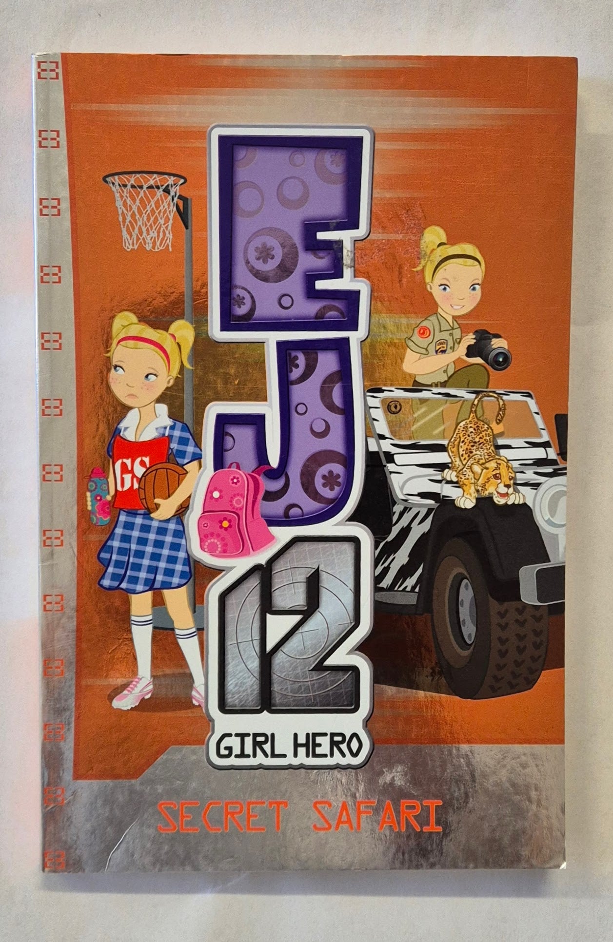 Secret Safari (EJ12 Girl Hero #12) by Susannah McFarlane