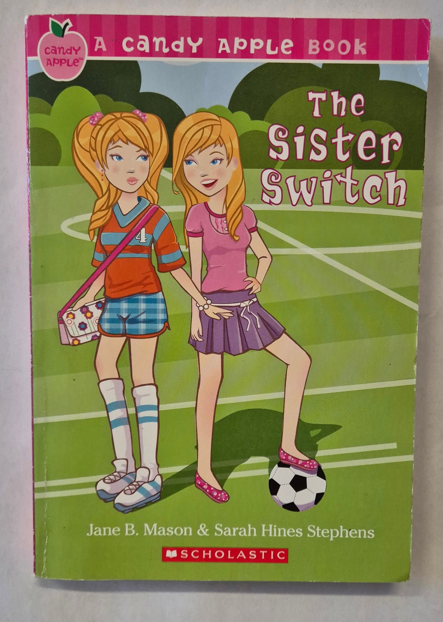 The Sister Switch (Candy Apple #11) by Jane B. Mason & Sarah Hines Stephens