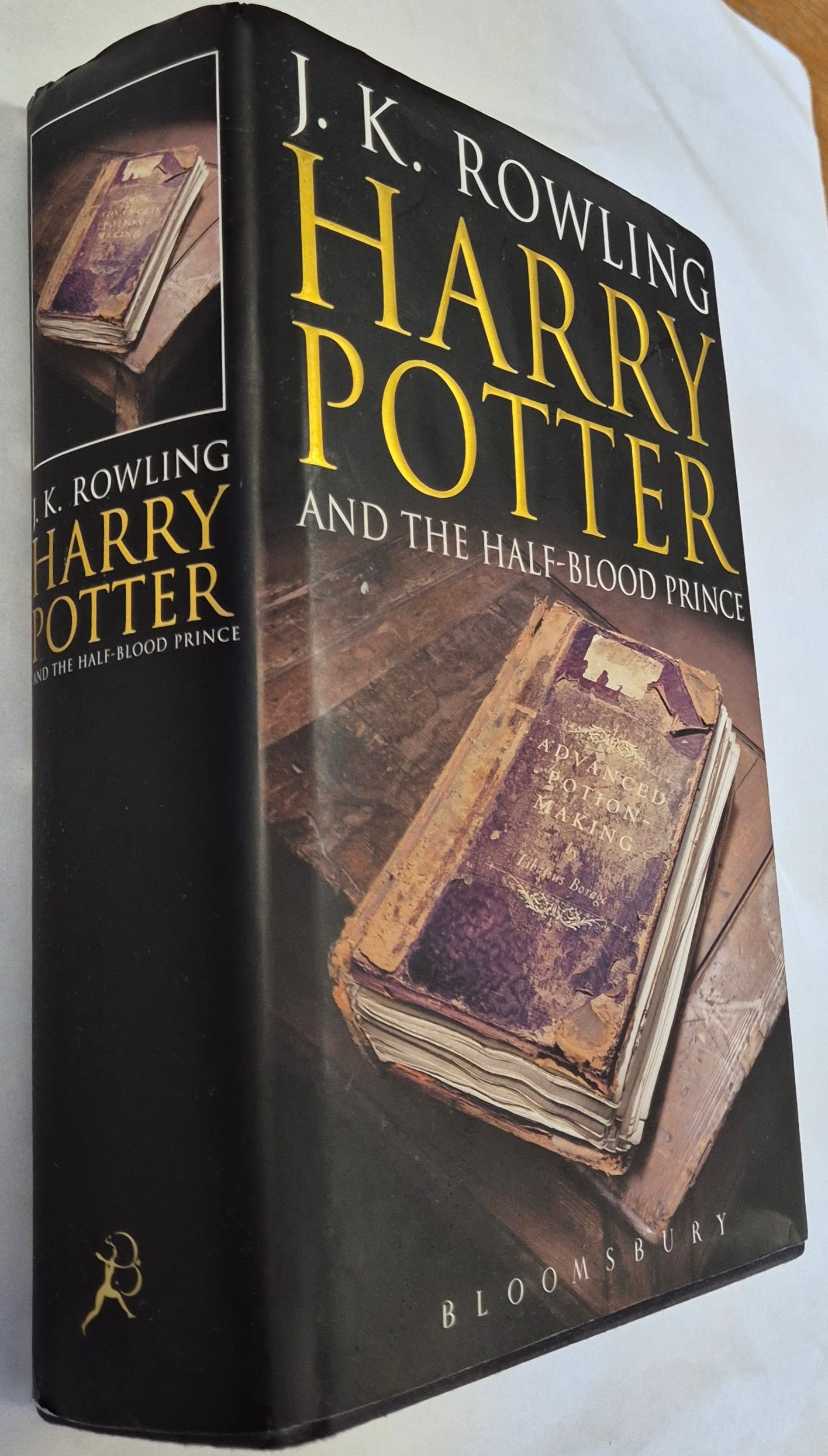 Harry Potter and the Half-Blood Prince (Harry Potter #6) by J. K. Rowling (Has the Page 99 misprint)