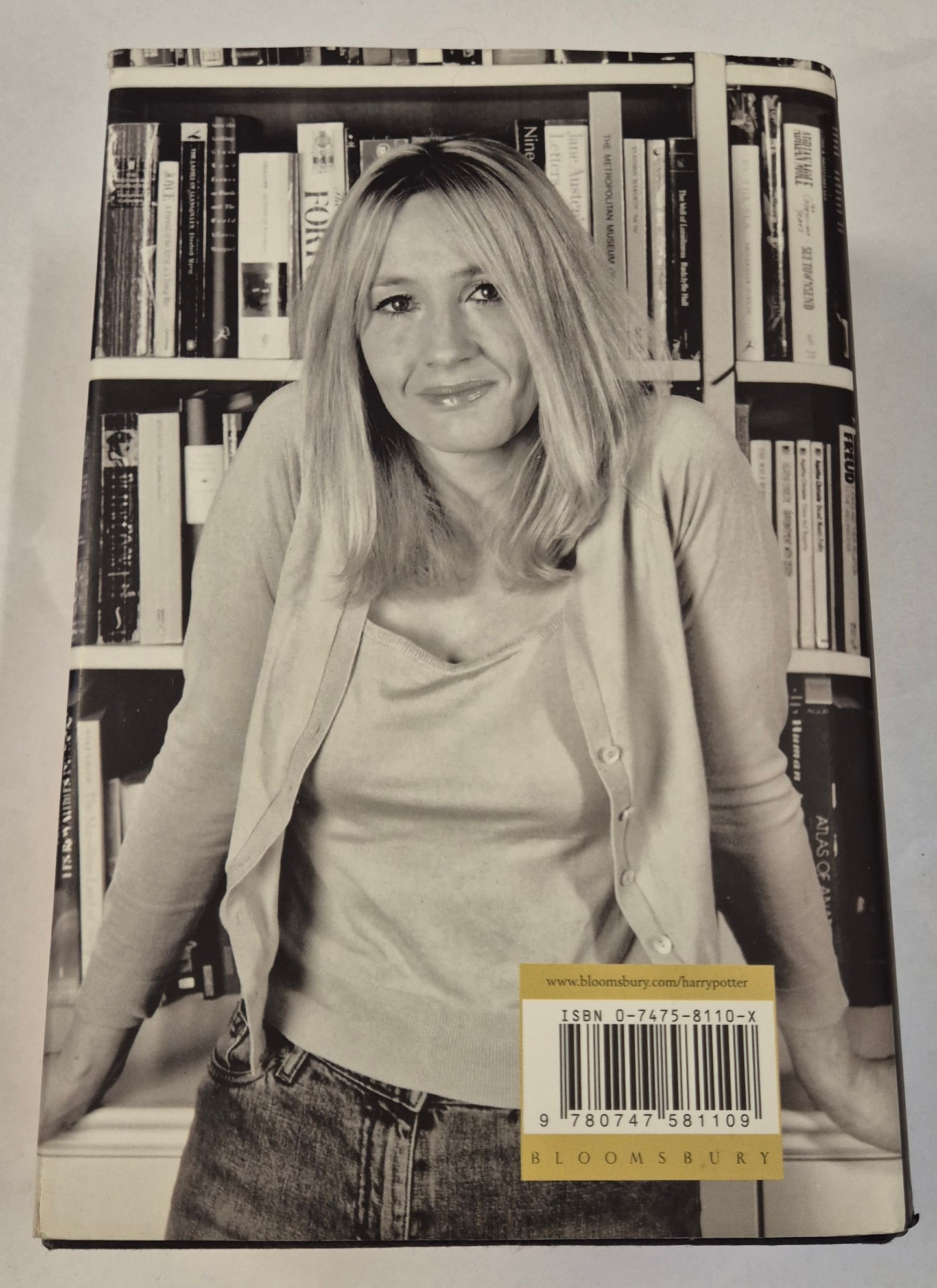 Harry Potter and the Half-Blood Prince (Harry Potter #6) by J. K. Rowling (Has the Page 99 misprint)