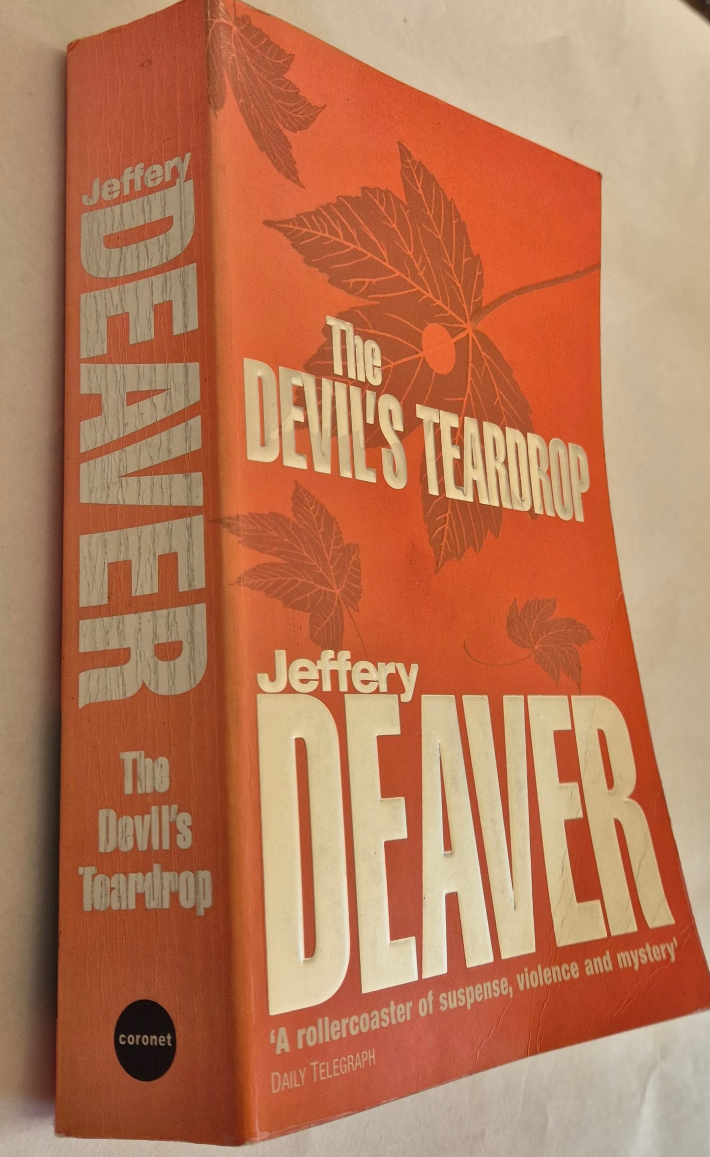 The Devil's Teardrop by Jeffery Deaver