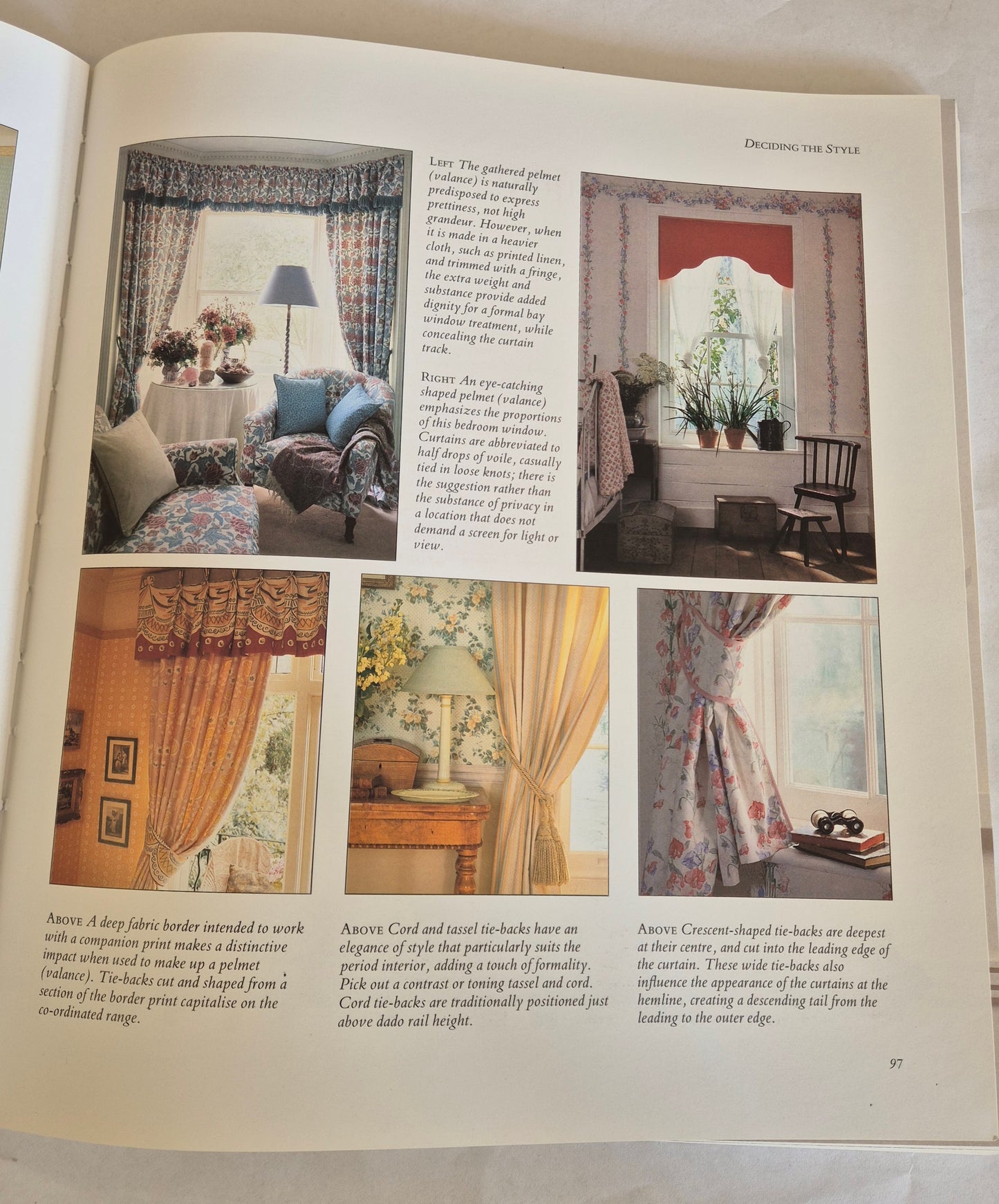 Laura Ashley: Complete Guide to Home Decorating - Foreword by Nick Ashley