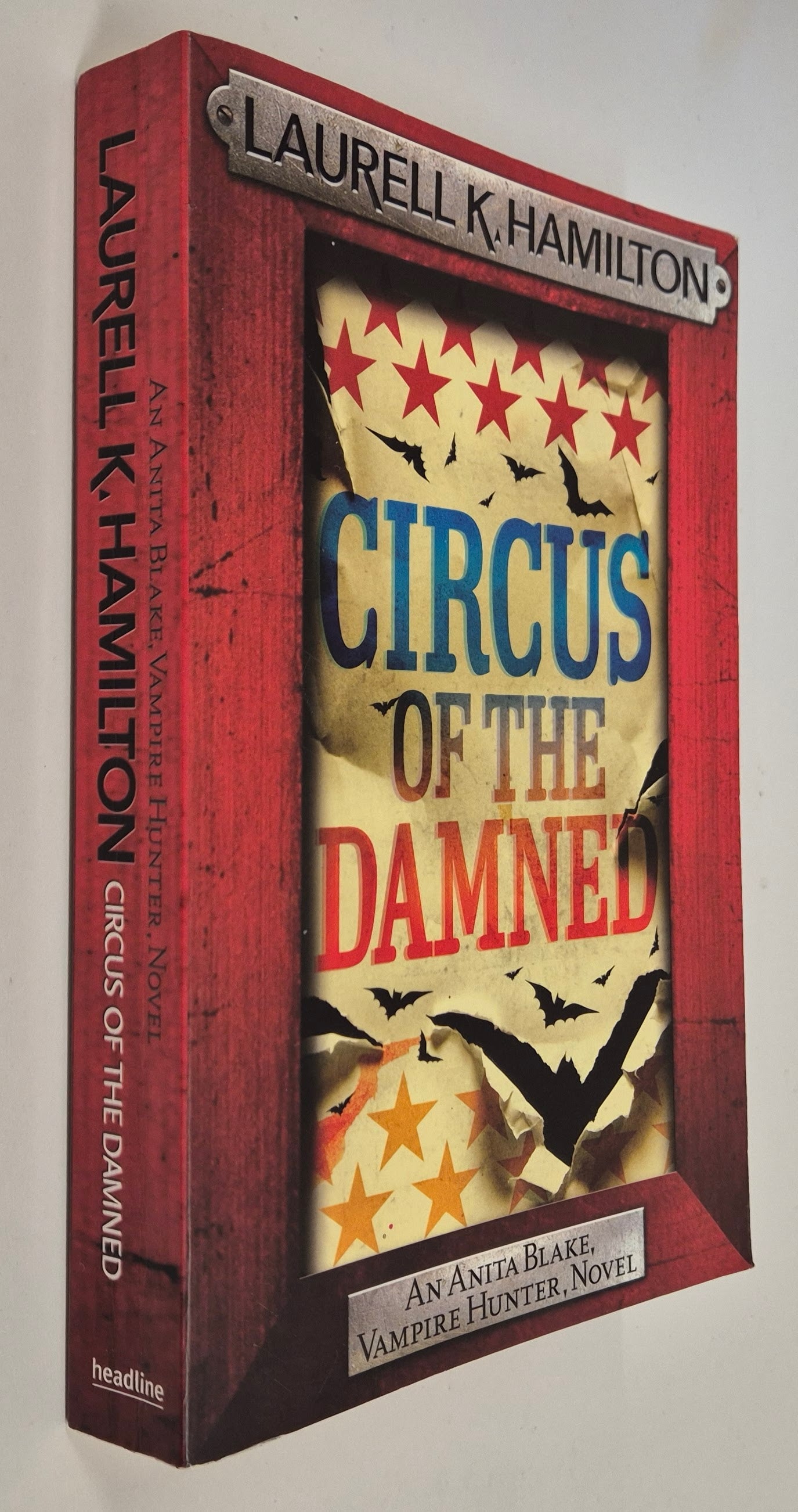 Circus of the Damned (Anita Blake Vampire Hunter #3) by Laurell K. Hamilton