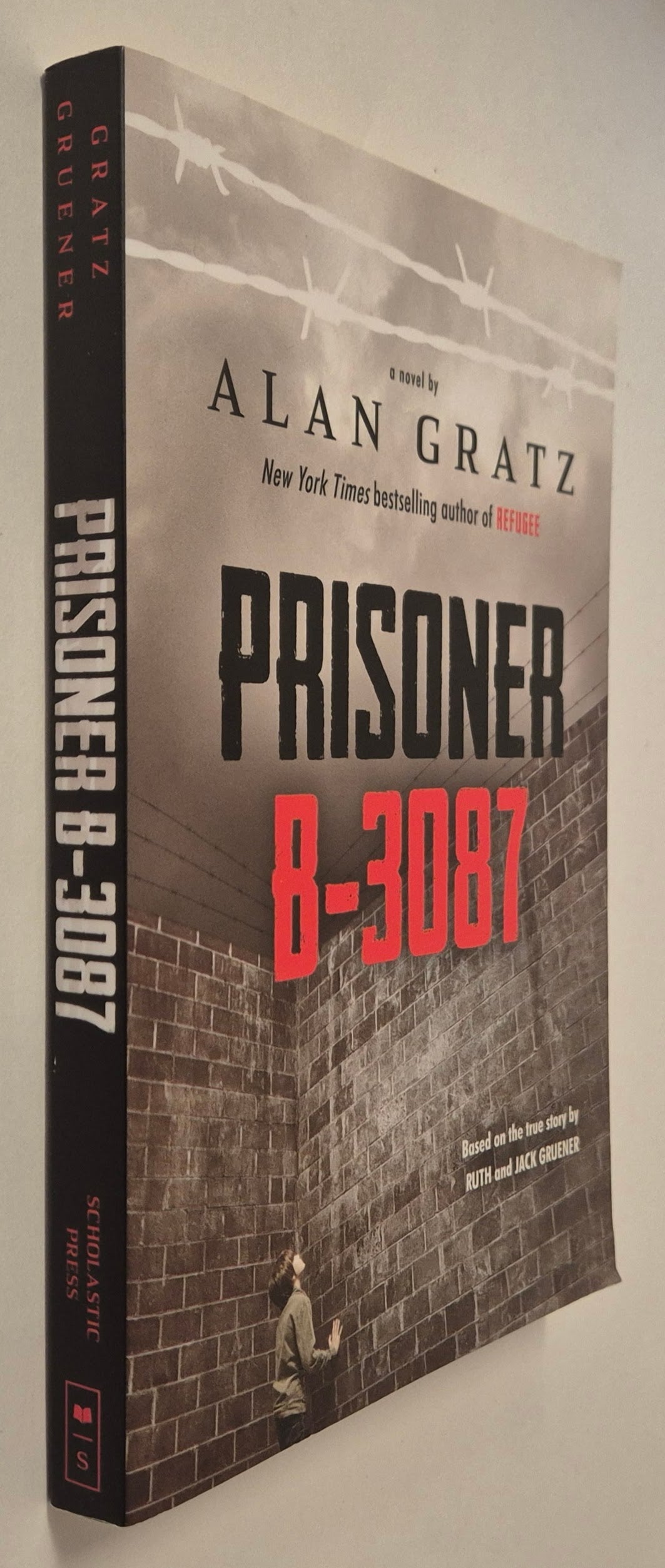 Prisoner B-3087 by Alan Gratz