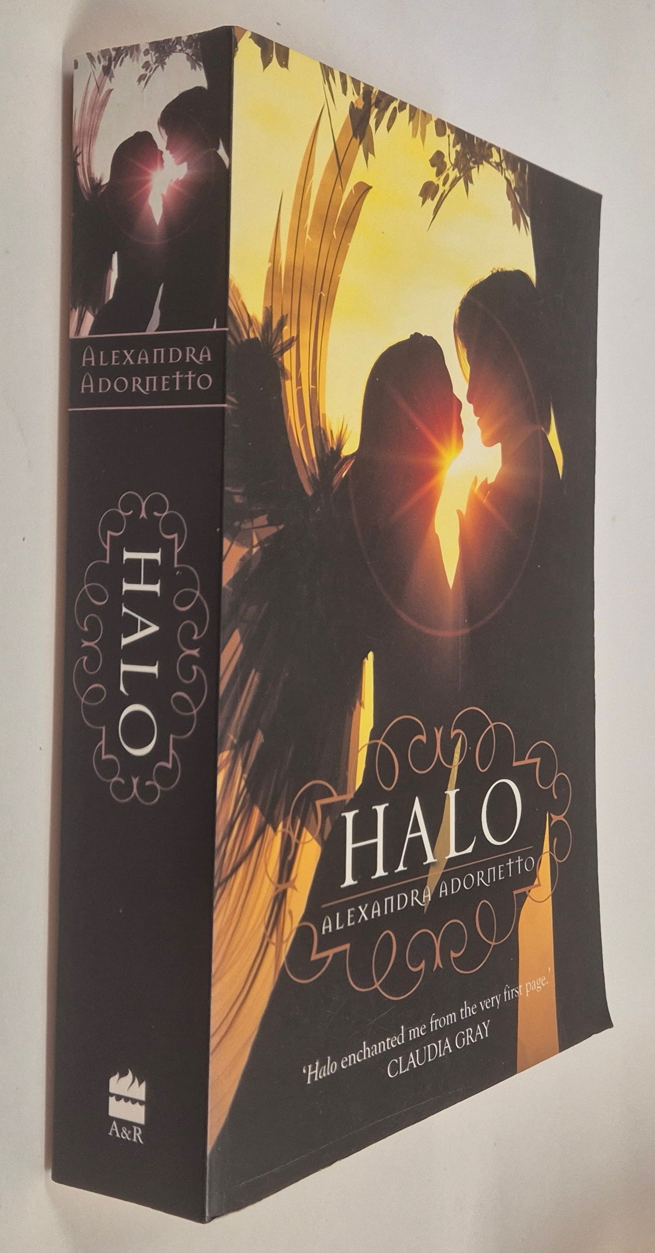 Halo (Halo #1) by Alexandra Adornetto