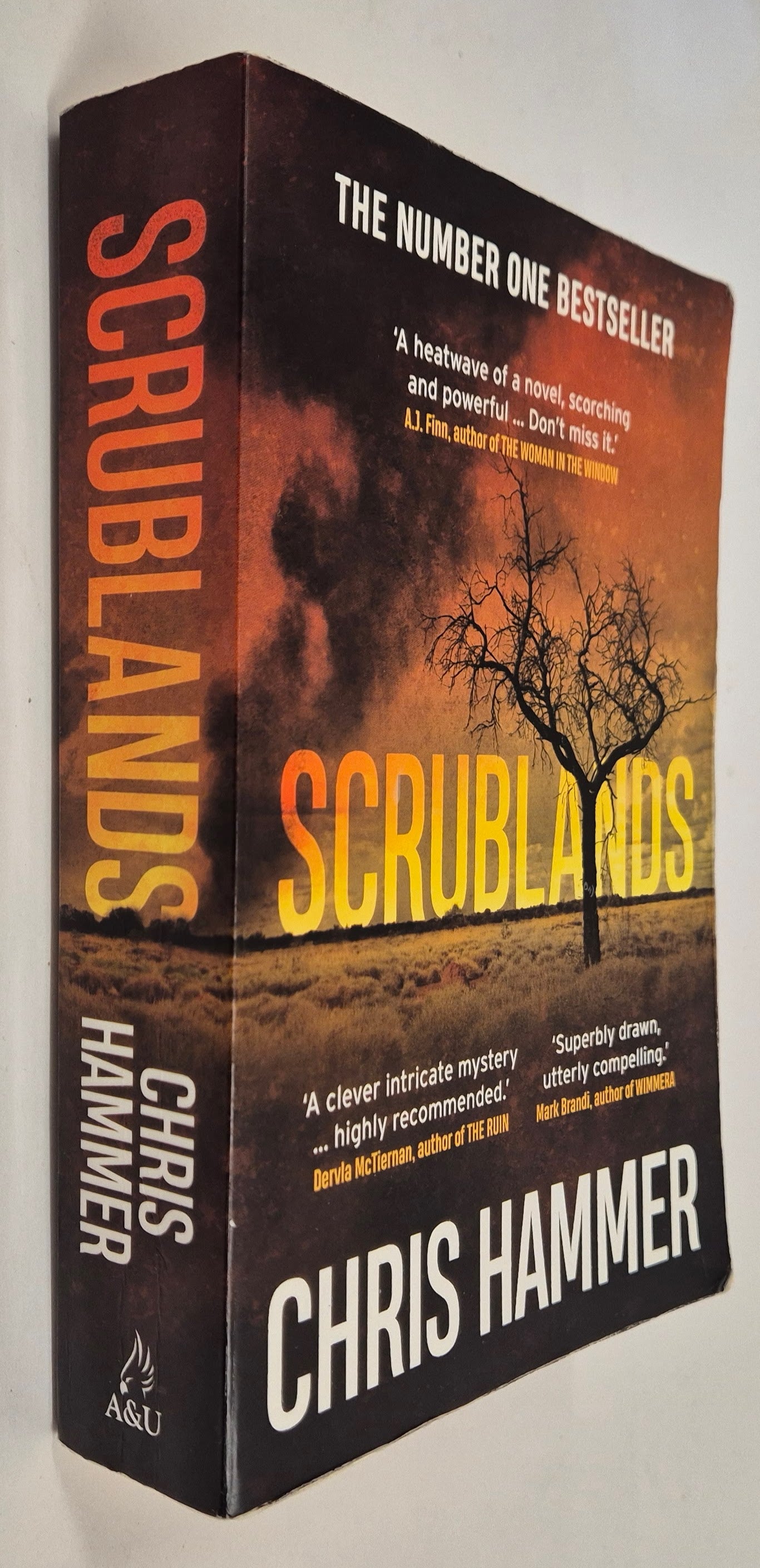 Scrublands (Martin Scarsden #1) by Chris Hammer