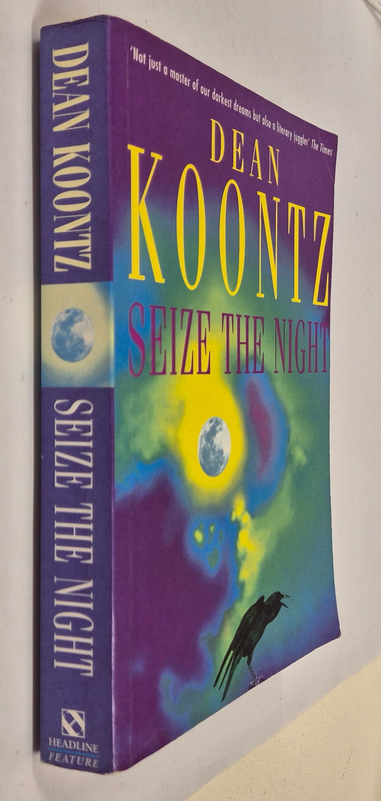 Seize the Night (Moonlight Bay #2) by Dean Koontz