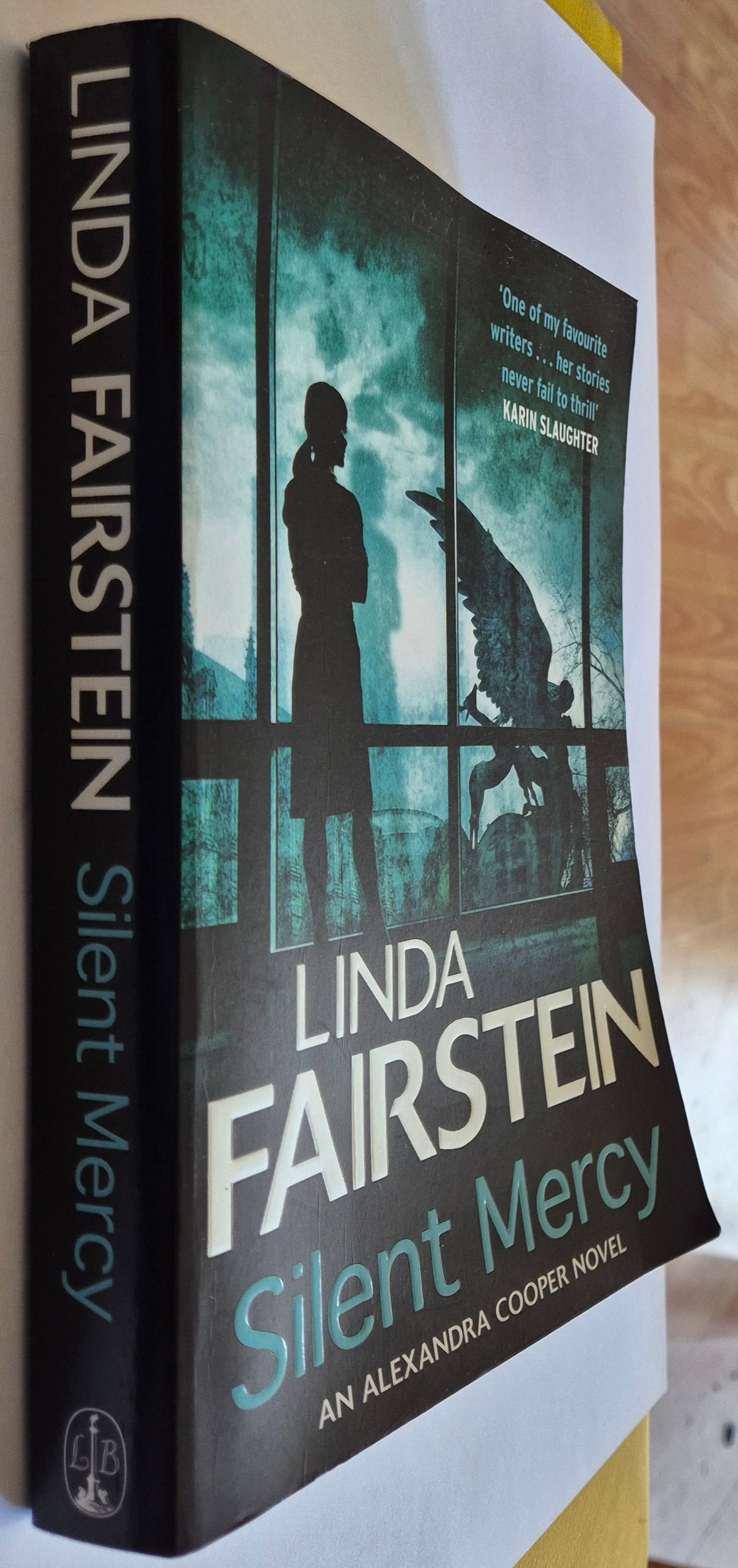 Silent Mercy (Alexandra Cooper #13) by Linda Fairstein
