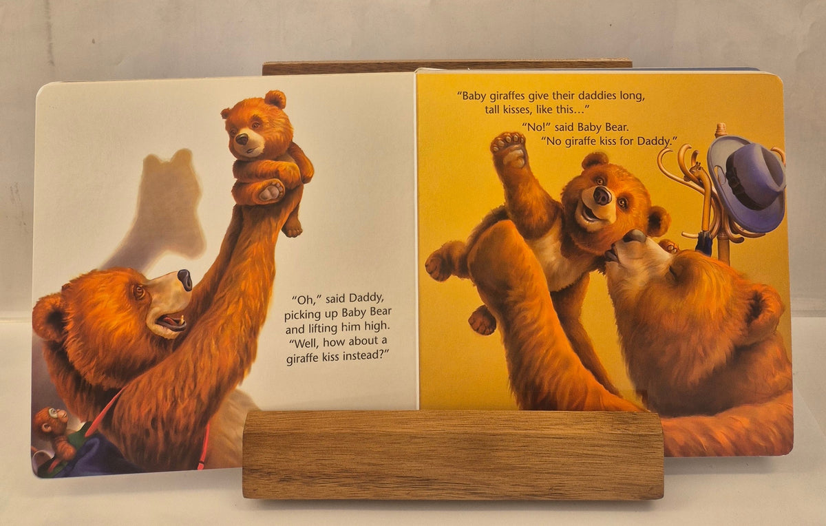 Kisses for Daddy by Frances Watts & David Legge (Board Book)