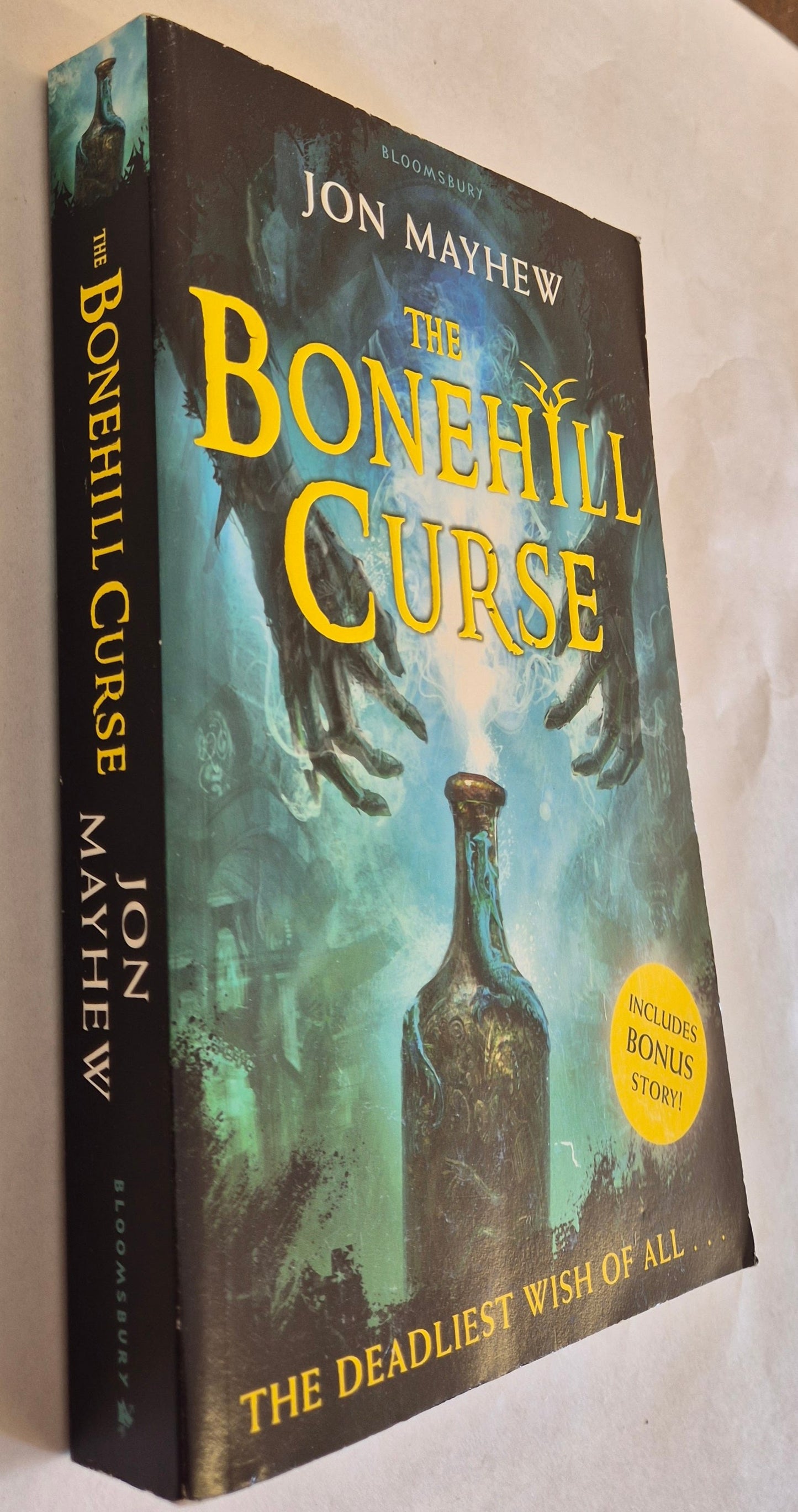 The Bonehill Curse (The Mortlock Books) by Jon Mayhew
