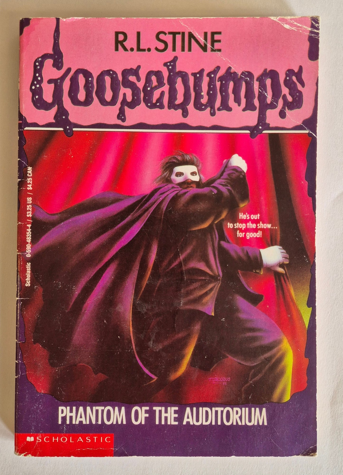 Phantom of the Auditorium (Goosebumps #24) by R. L. Stine