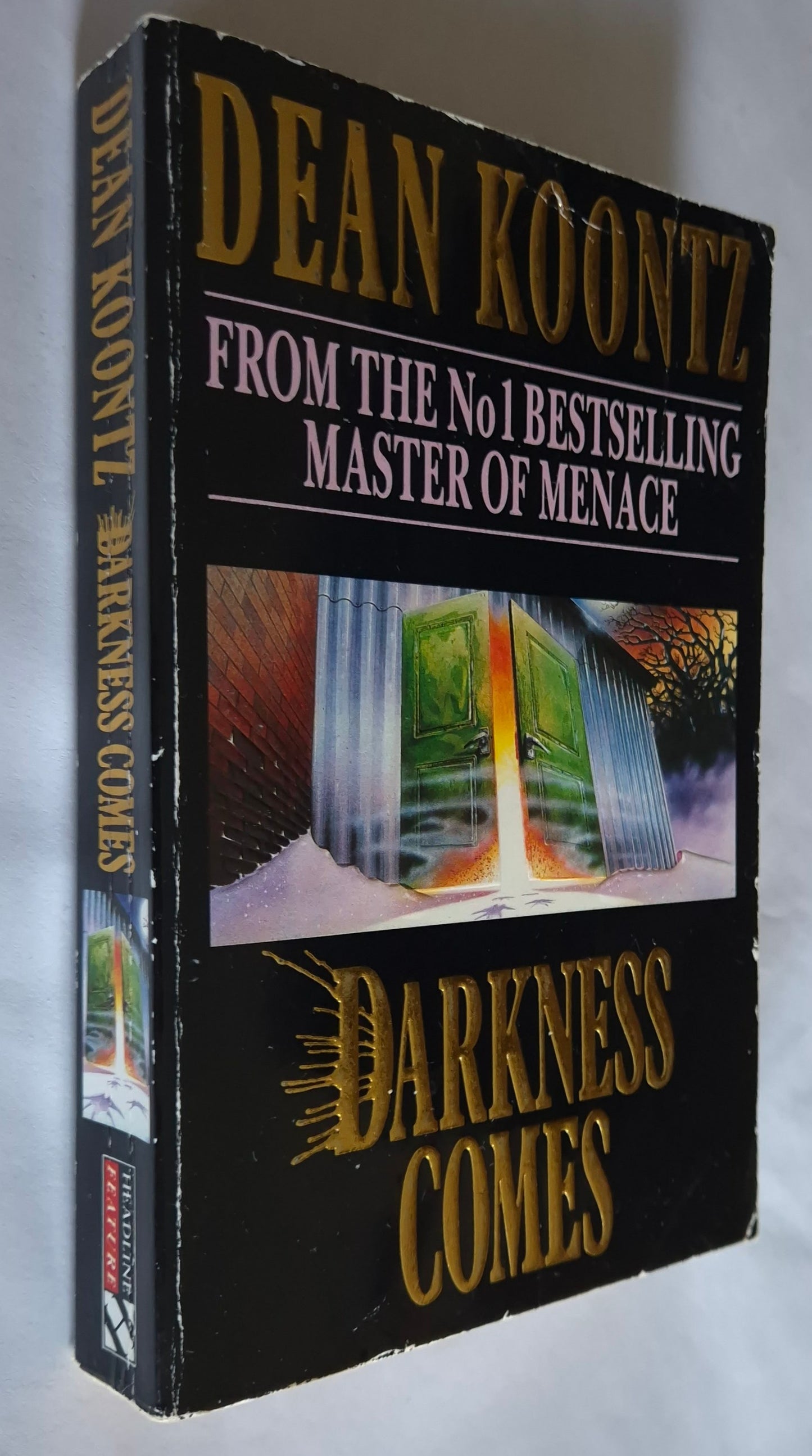 Darkness Comes by Dean Koontz