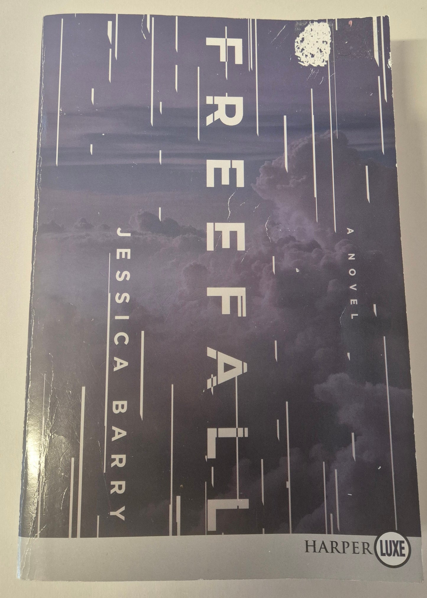 Freefall by Jessica Barry (Large Print)