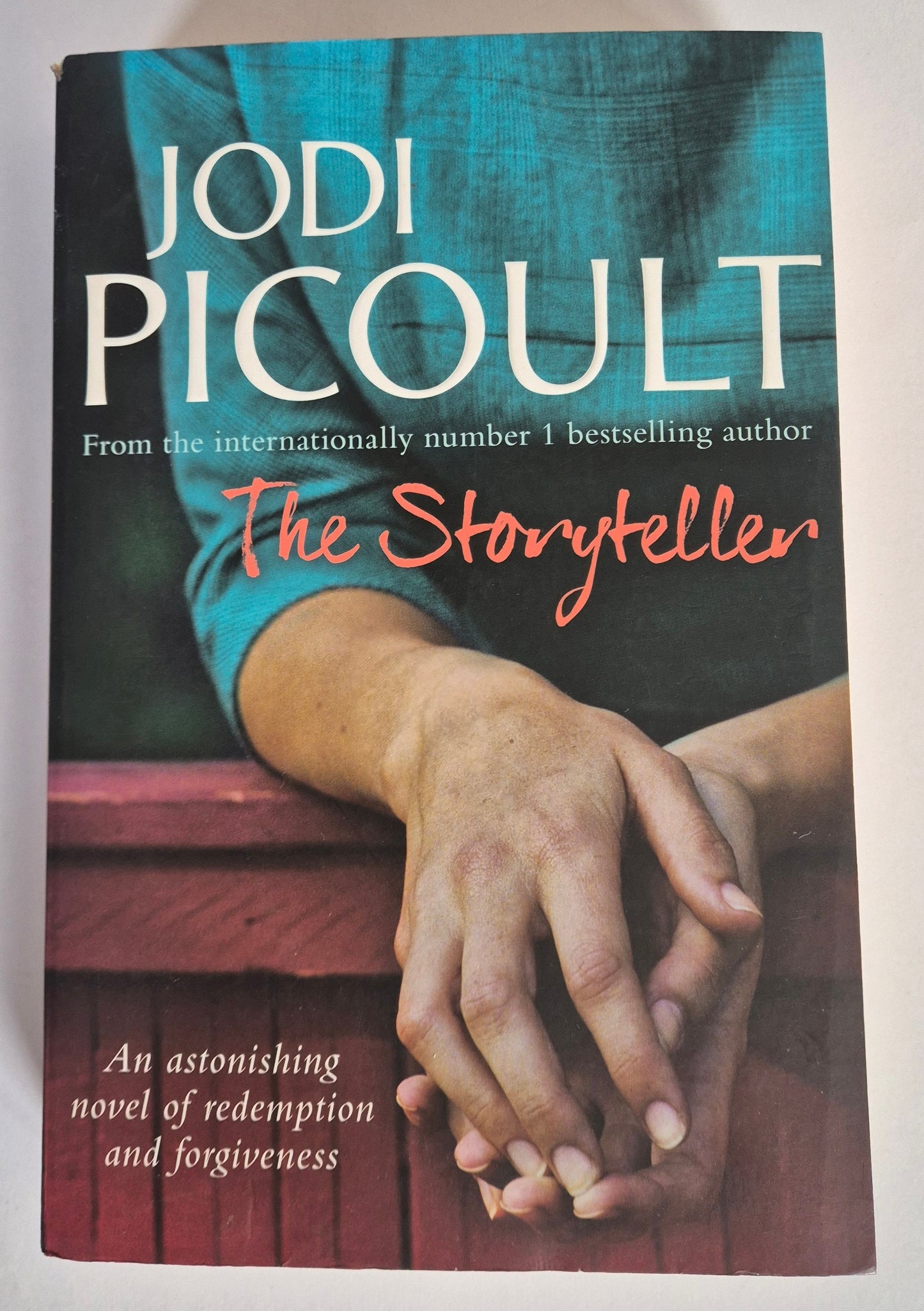 The Storyteller by Jodi Picoult