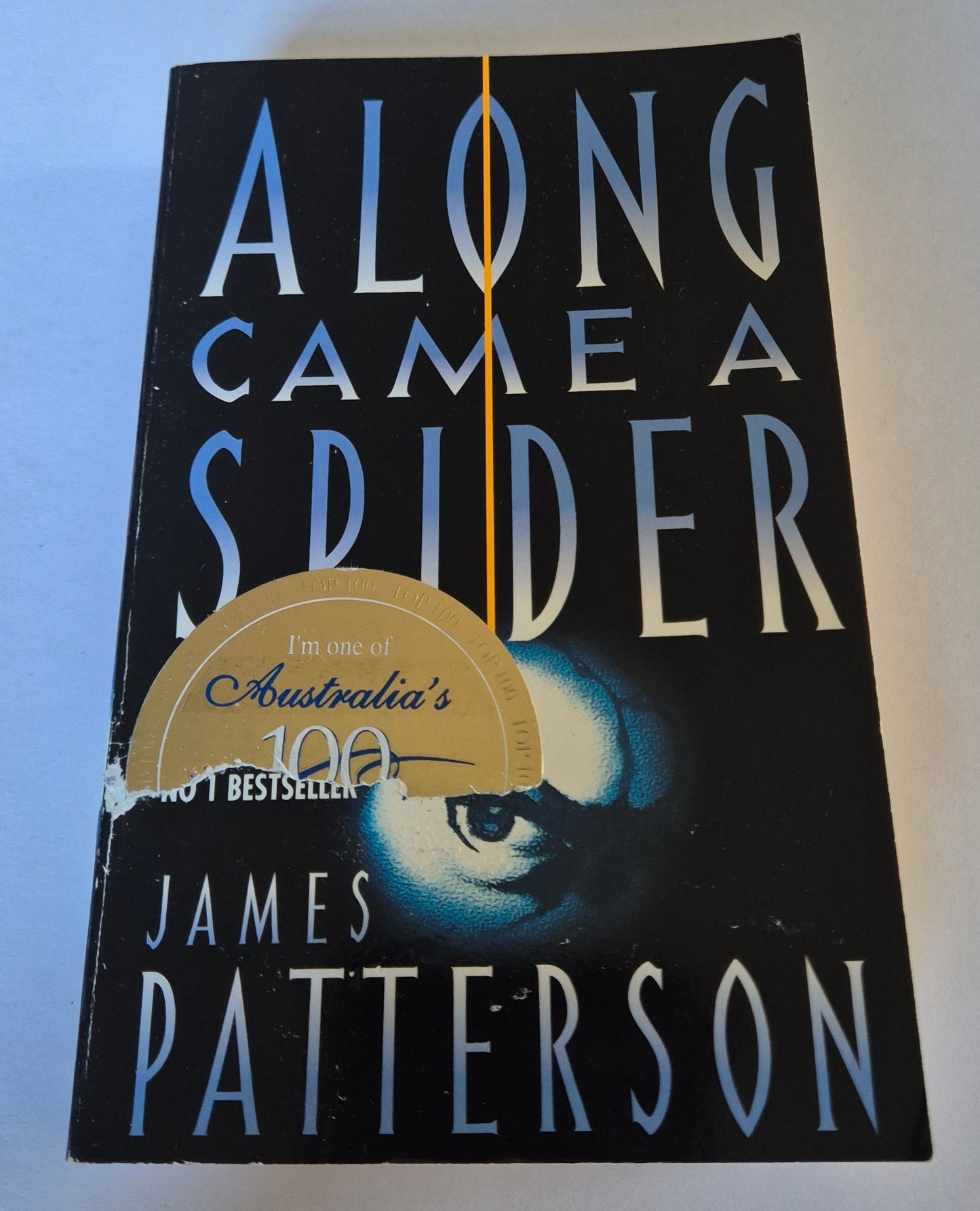 Along Came a Spider (Alex Cross #1) by James Patterson