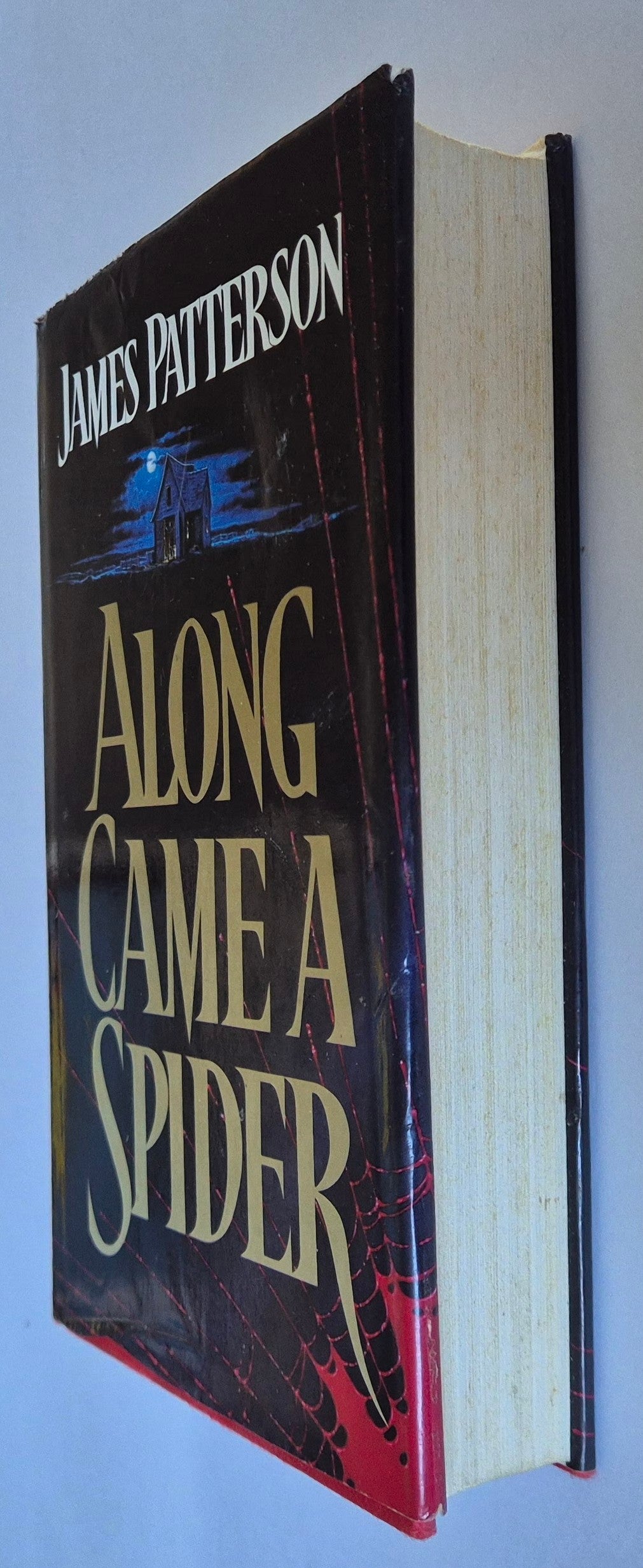 Along Came a Spider (Alex Cross #1) by James Patterson