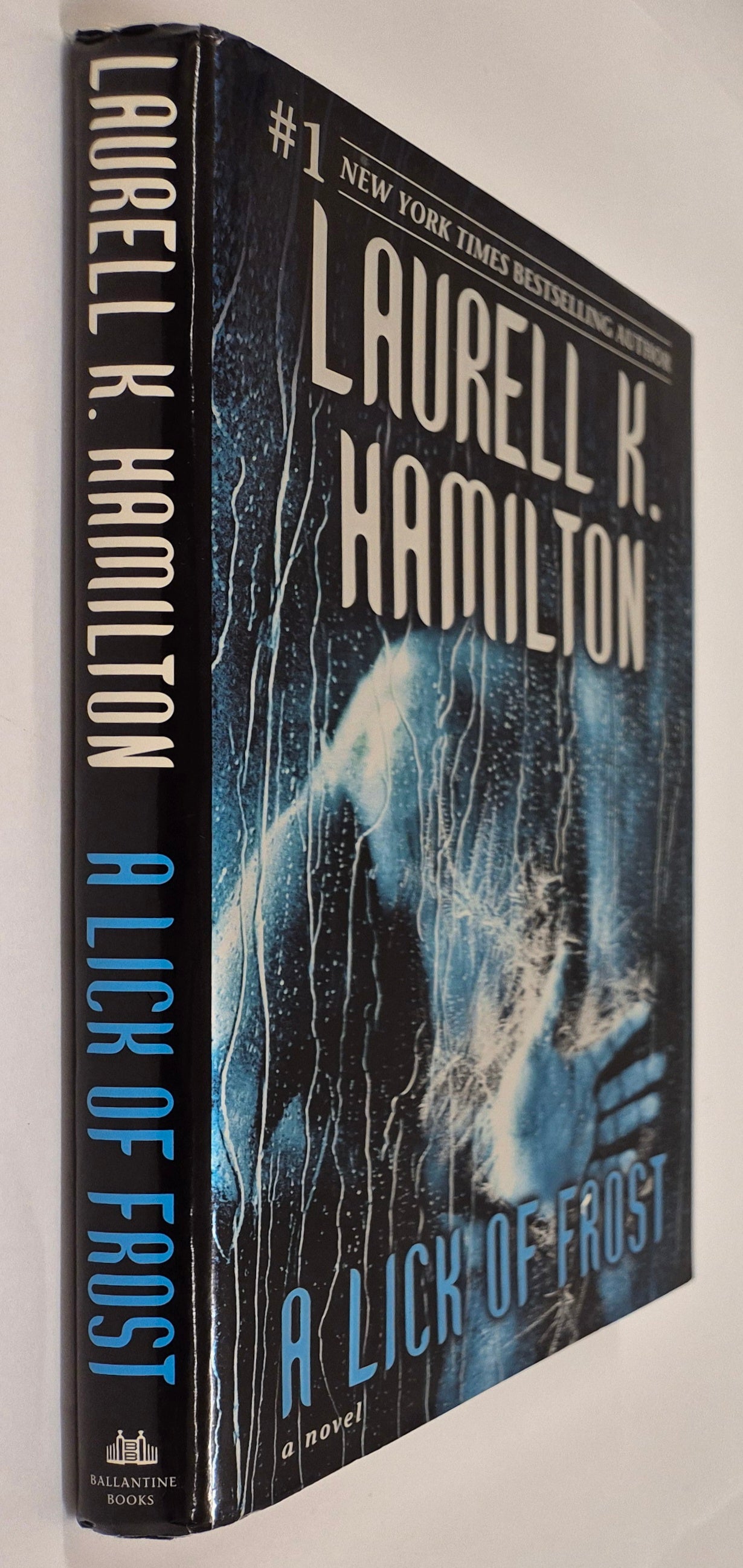 A Lick of Frost (Merry Gentry #6) by Laurell K. Hamilton