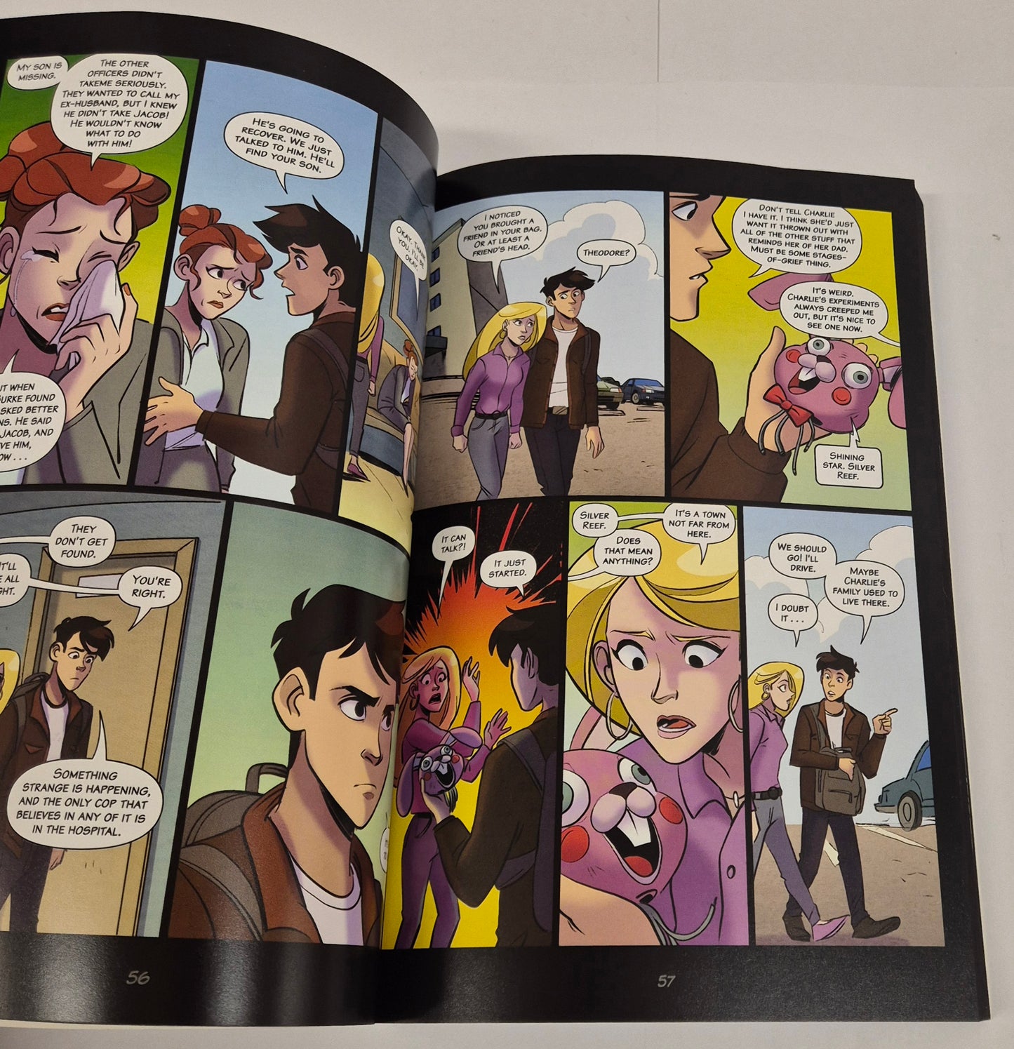 The Fourth Closet (Five Nights at Freddy's Graphic Novel #3) by Christopher Hastings