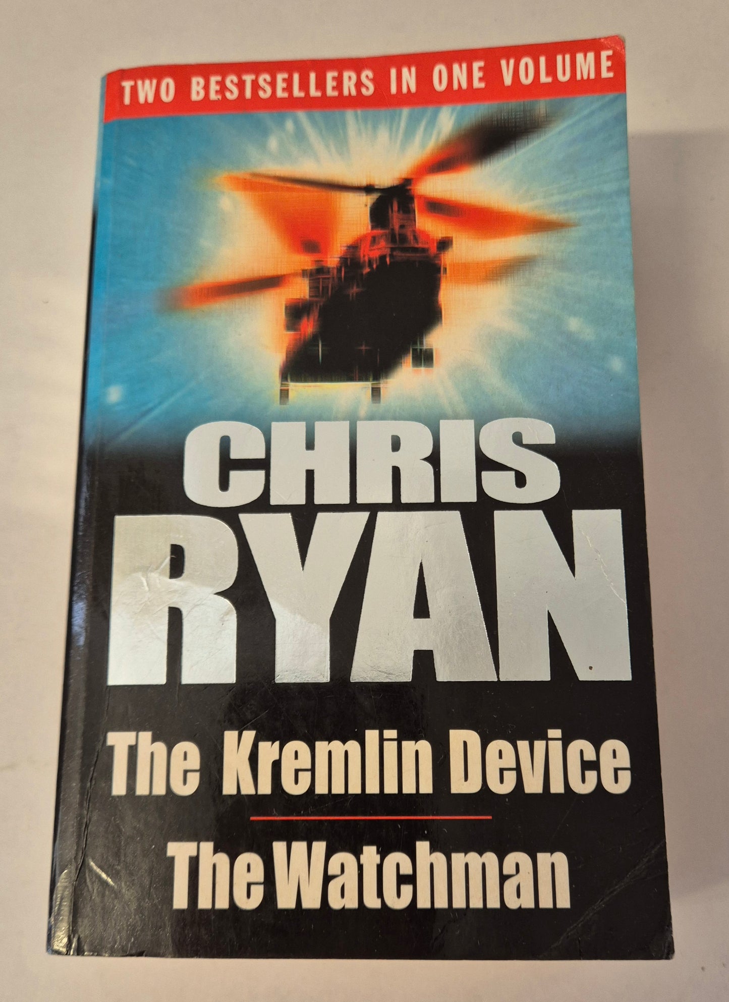 The Kremlin Device (Geordie Sharp #3) + The Watchmen by Chris Ryan