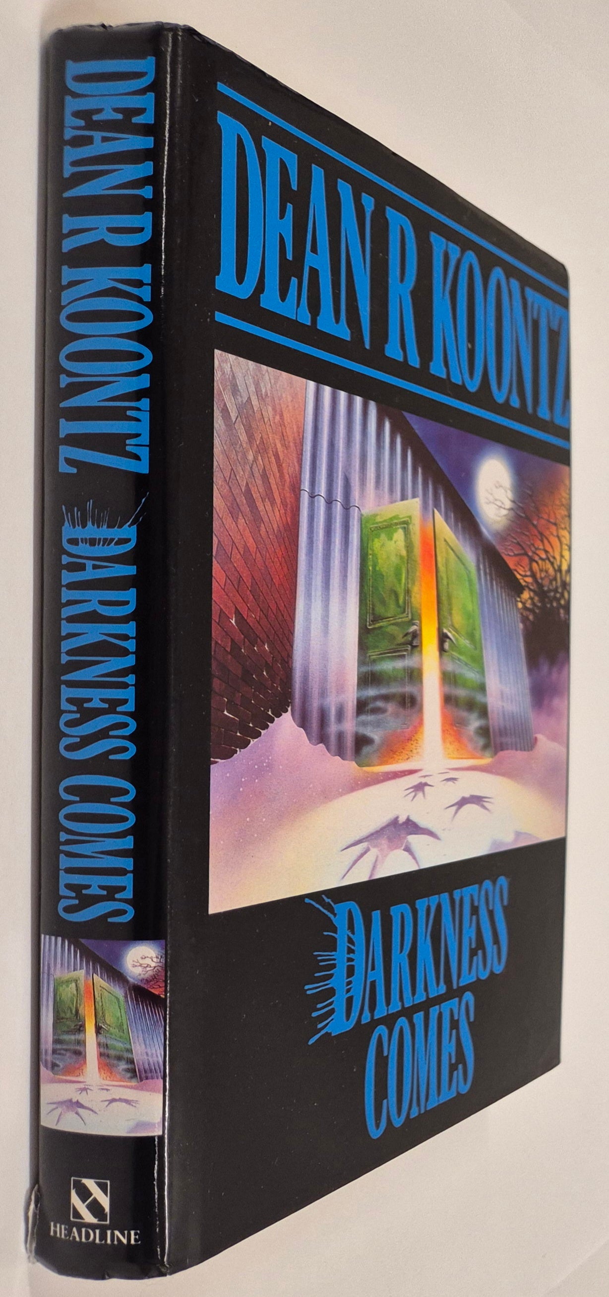 Darkness Comes by Dean Koontz