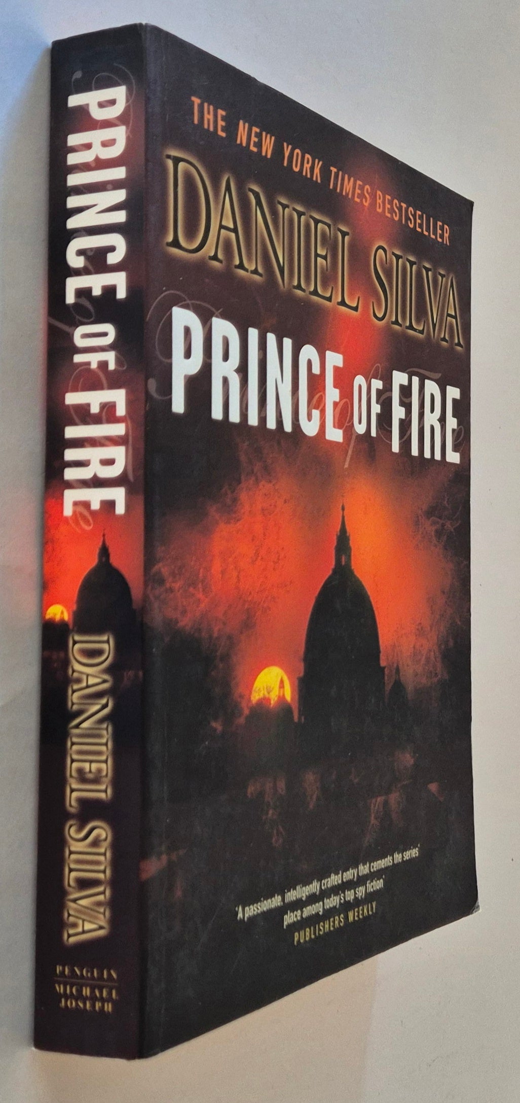 Prince of Fire (Gabriel Allon #5) by Daniel Silva