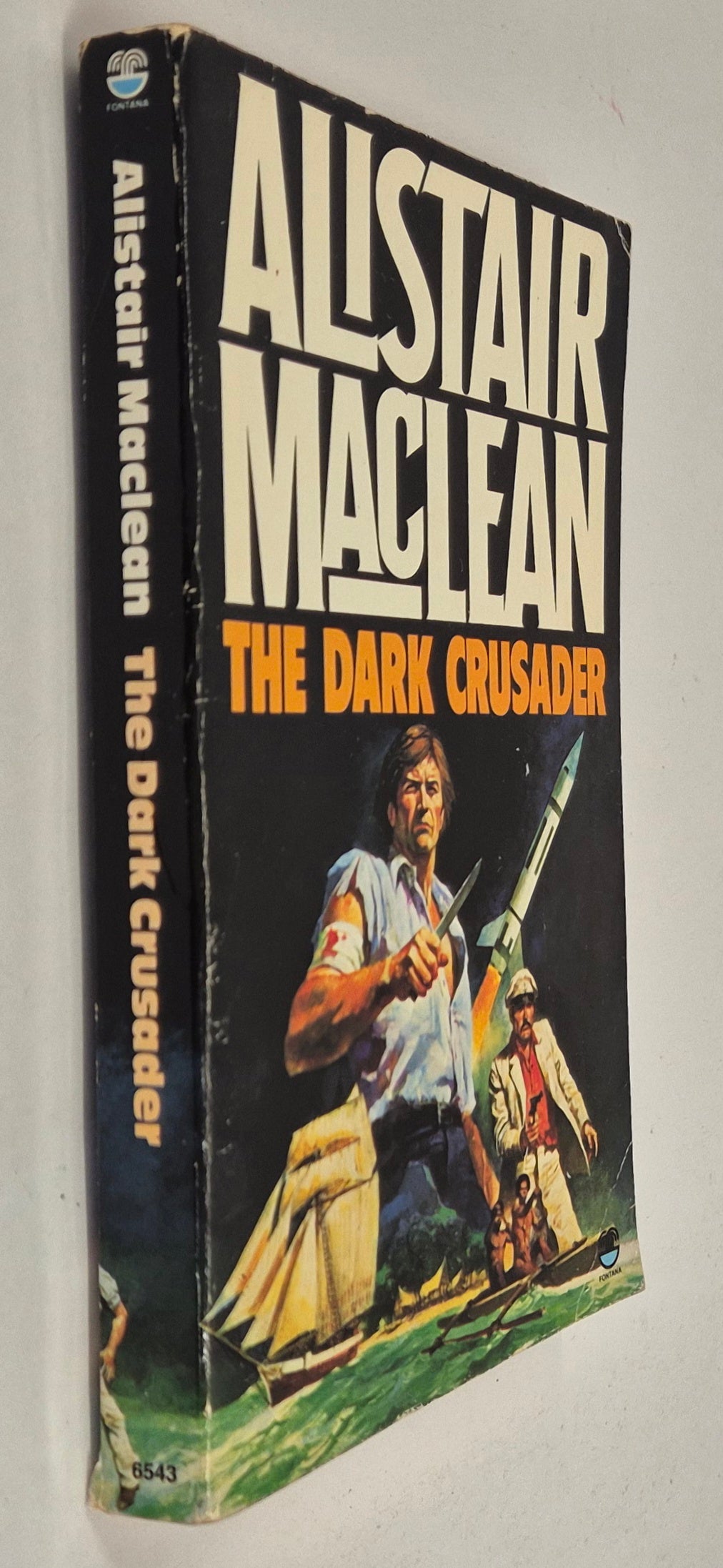 The Dark Crusader by Alistair MacLean