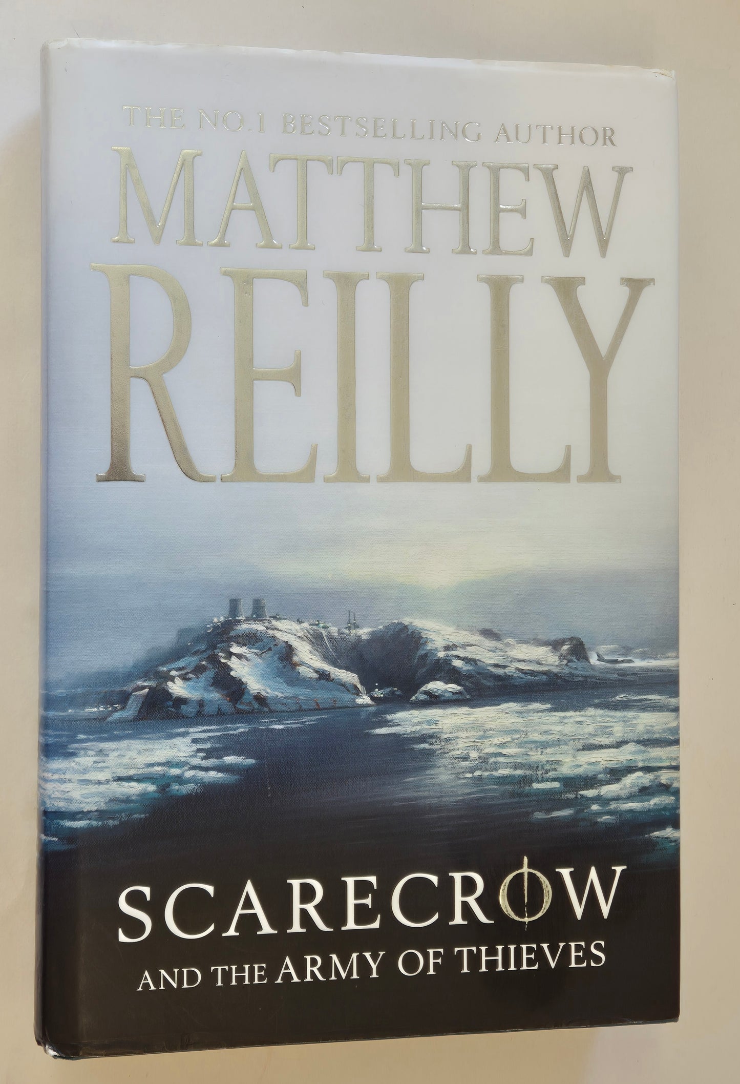 Scarecrow and the Army of Thieves (Shane Schofield #3) by Matthew Reilly