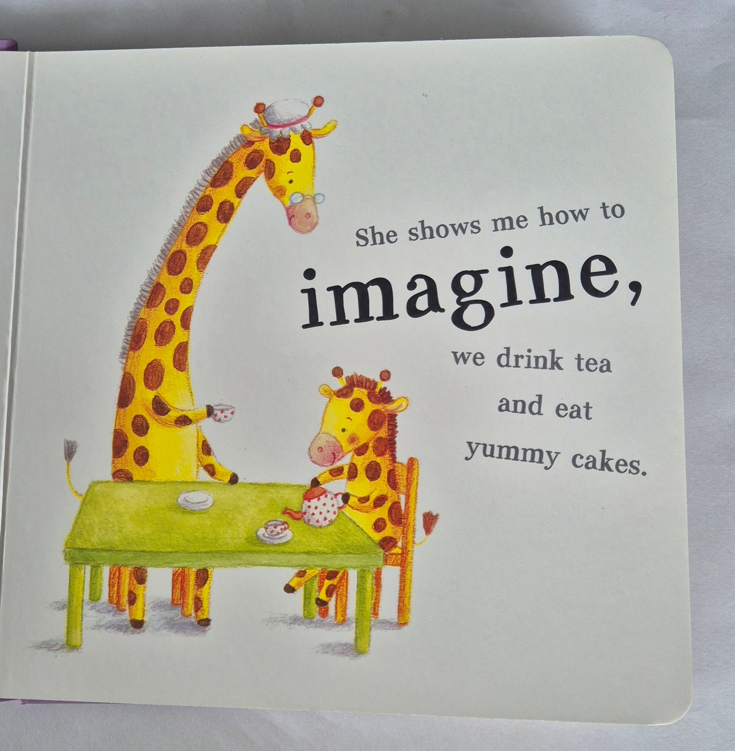 My Grandma Loves Me by Giuliana Gregori (Board Book)