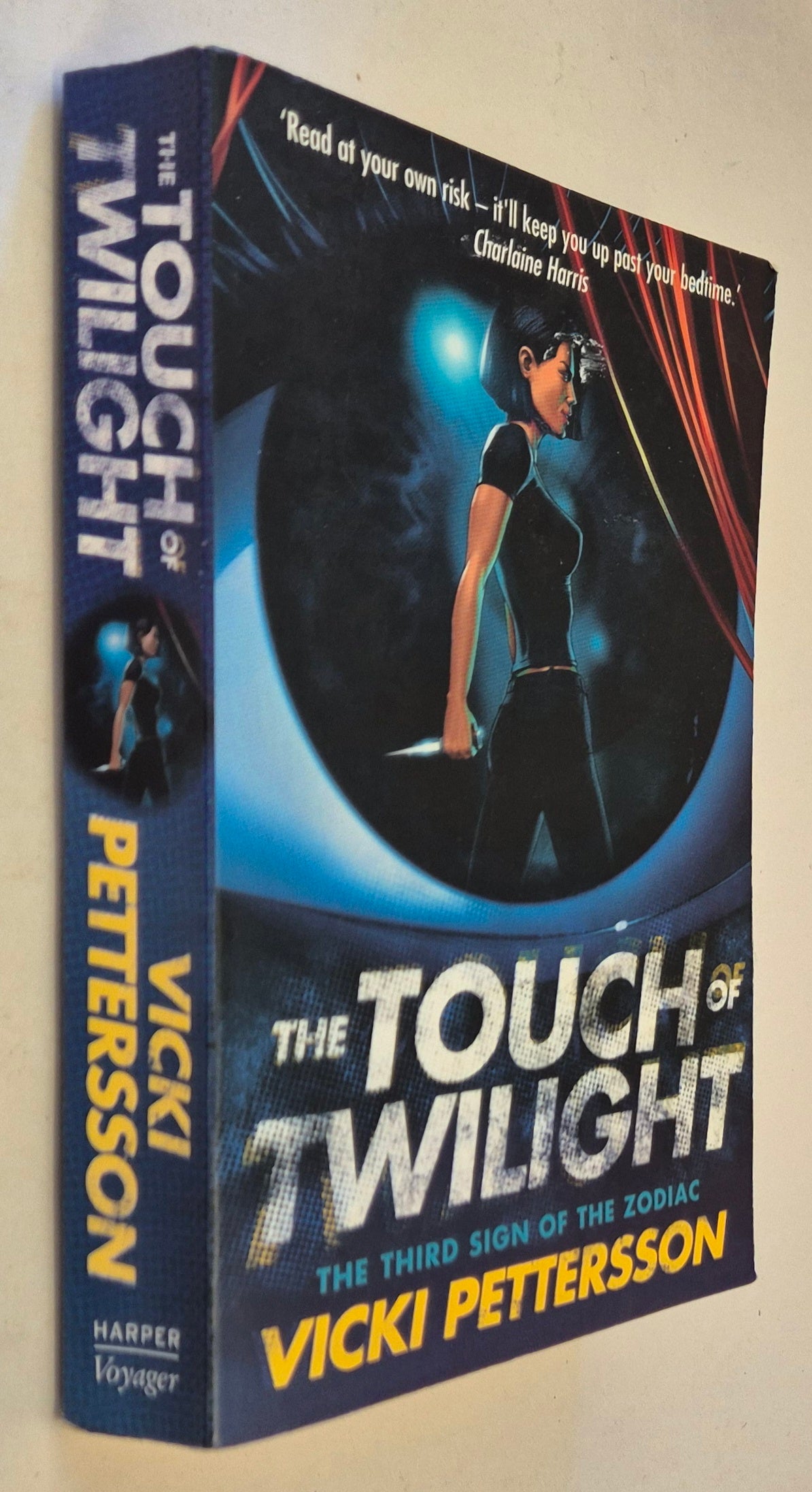 The Touch of Twilight (Signs of the Zodiac #3) by Vicki Pettersson