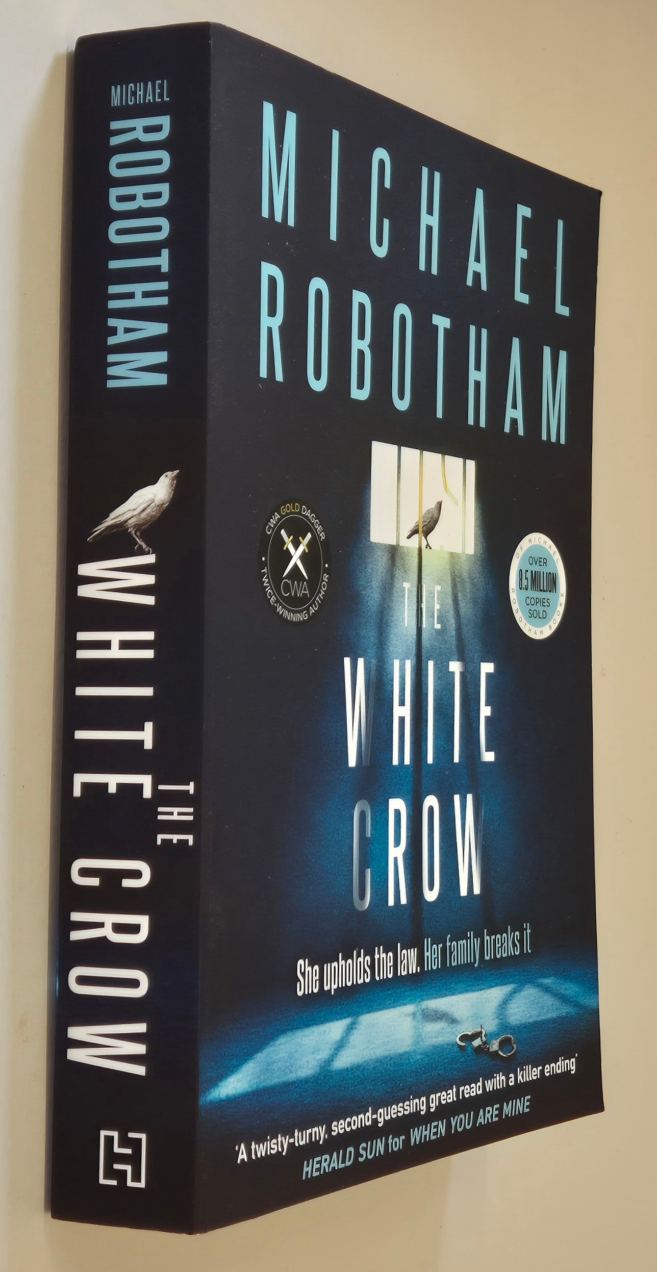 The White Crow (Philomena McCarthy #2) by Michael Robotham