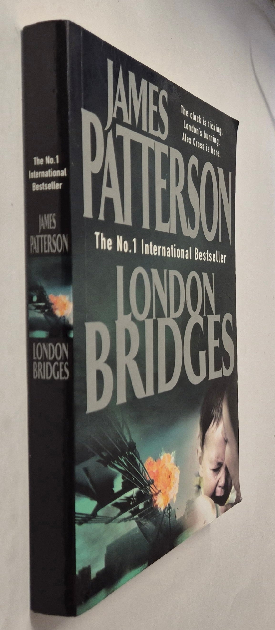 London Bridges (Alex Cross #10) by James Patterson