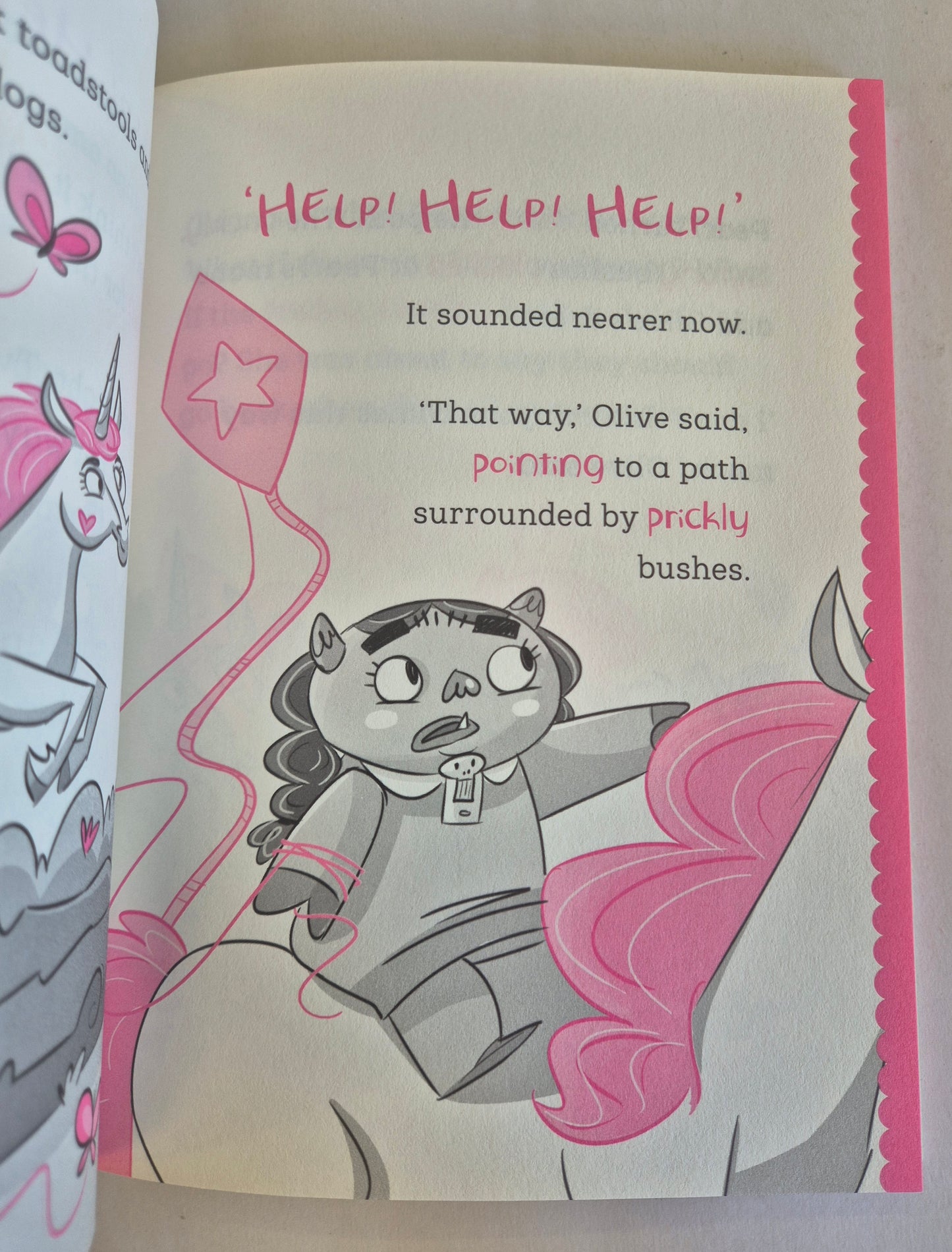 The Helpful Unicorn (Pearl #6) by Sally Odgers