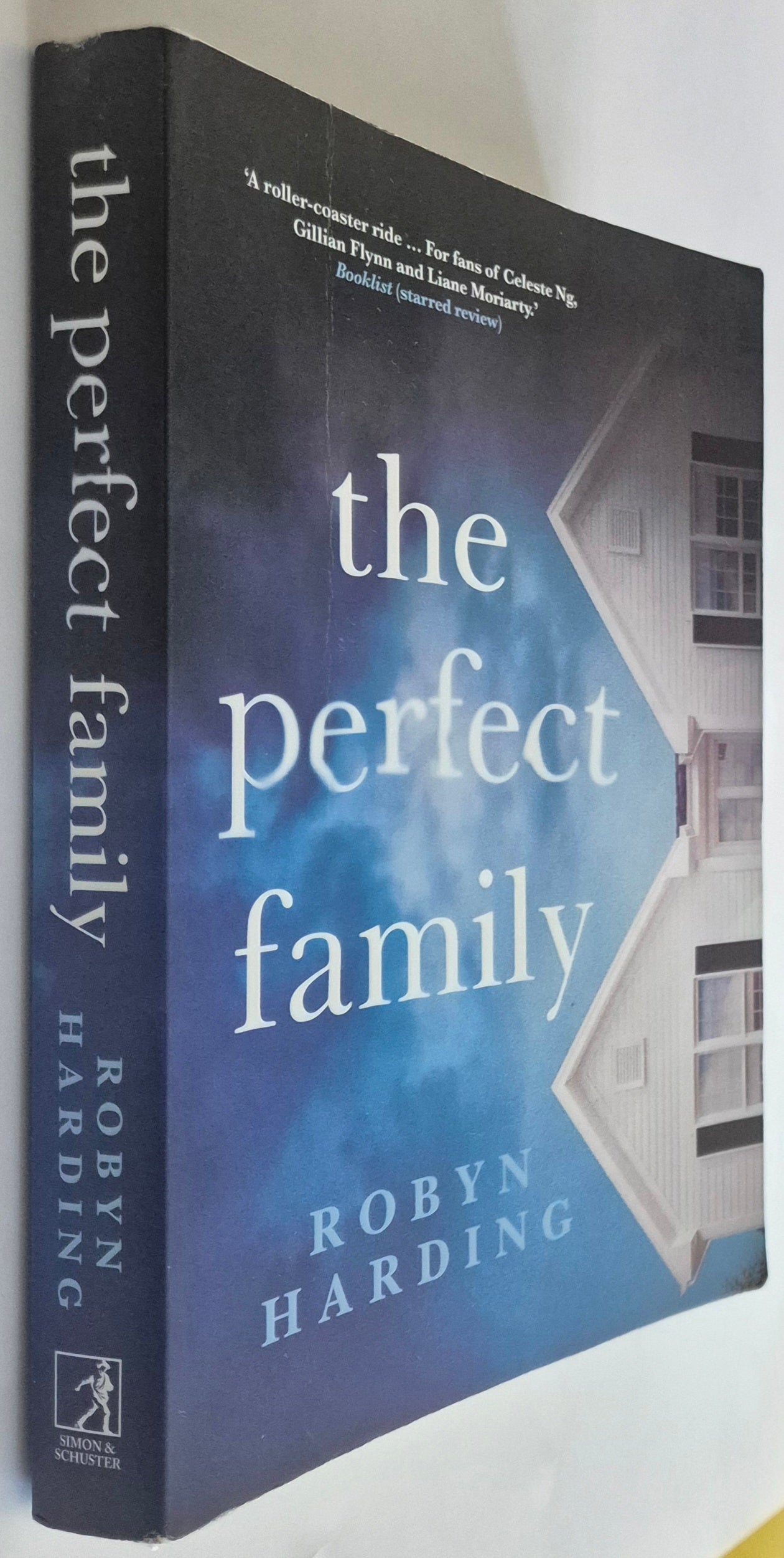 The Perfect Family by Robyn Harding