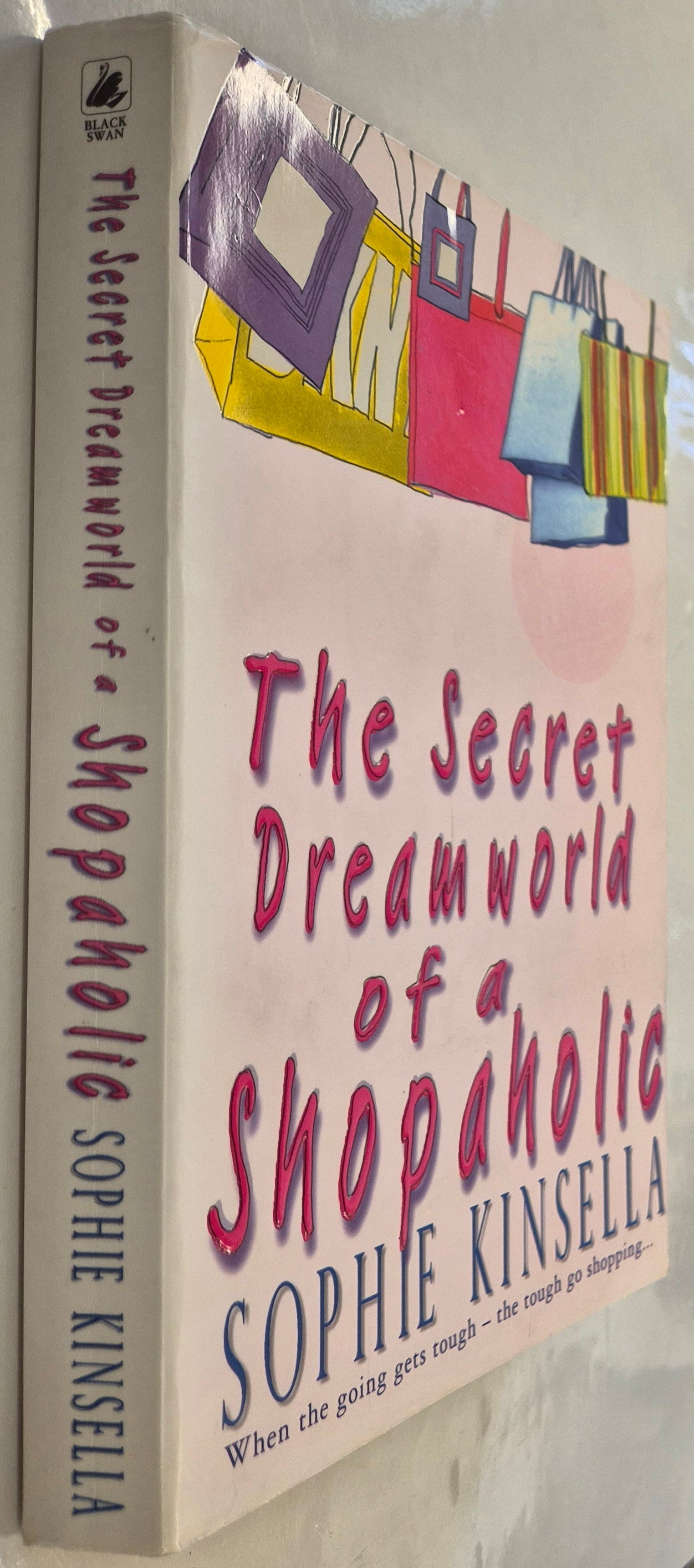 The Secret Dreamworld of a Shopaholic (Shopaholic #1) by Sophie Kinsella