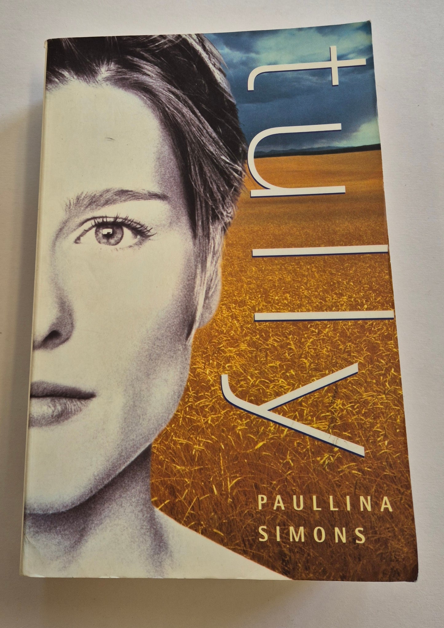 Tully by Paullina Simons