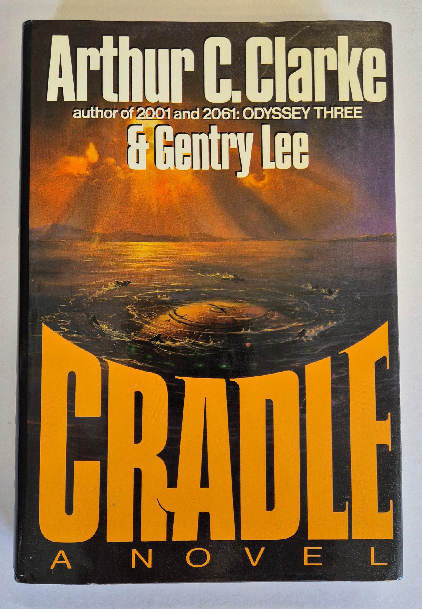 Cradle by Arthur C. Clarke & Gentry Lee
