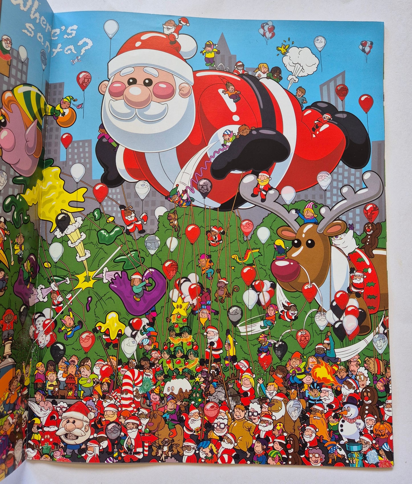 Where's Santa? 1001 Things to Spot! by Louis Shea