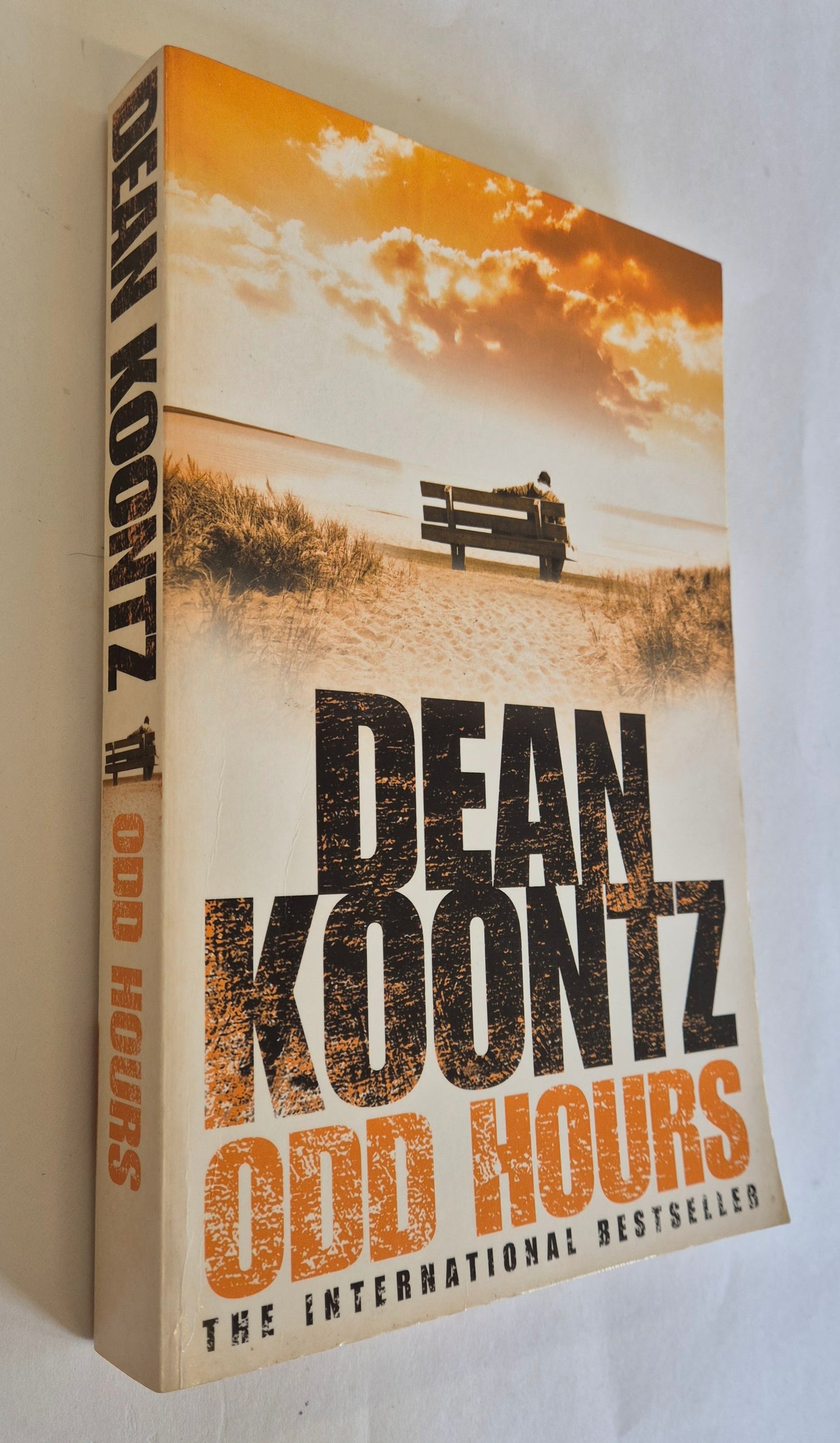 Odd Hours (Odd Thomas #4) by Dean Koontz