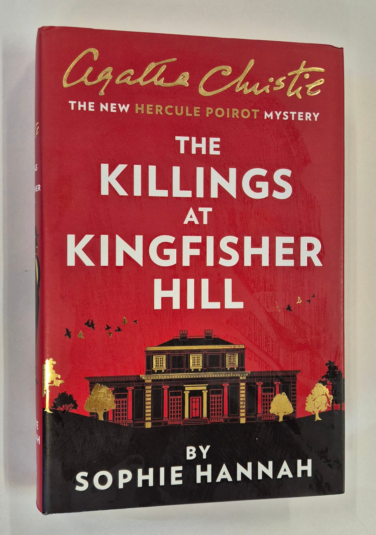 The Killings at Kingfisher Hill (New Hercule Poirot Mysteries #4) by Sophie Hannah