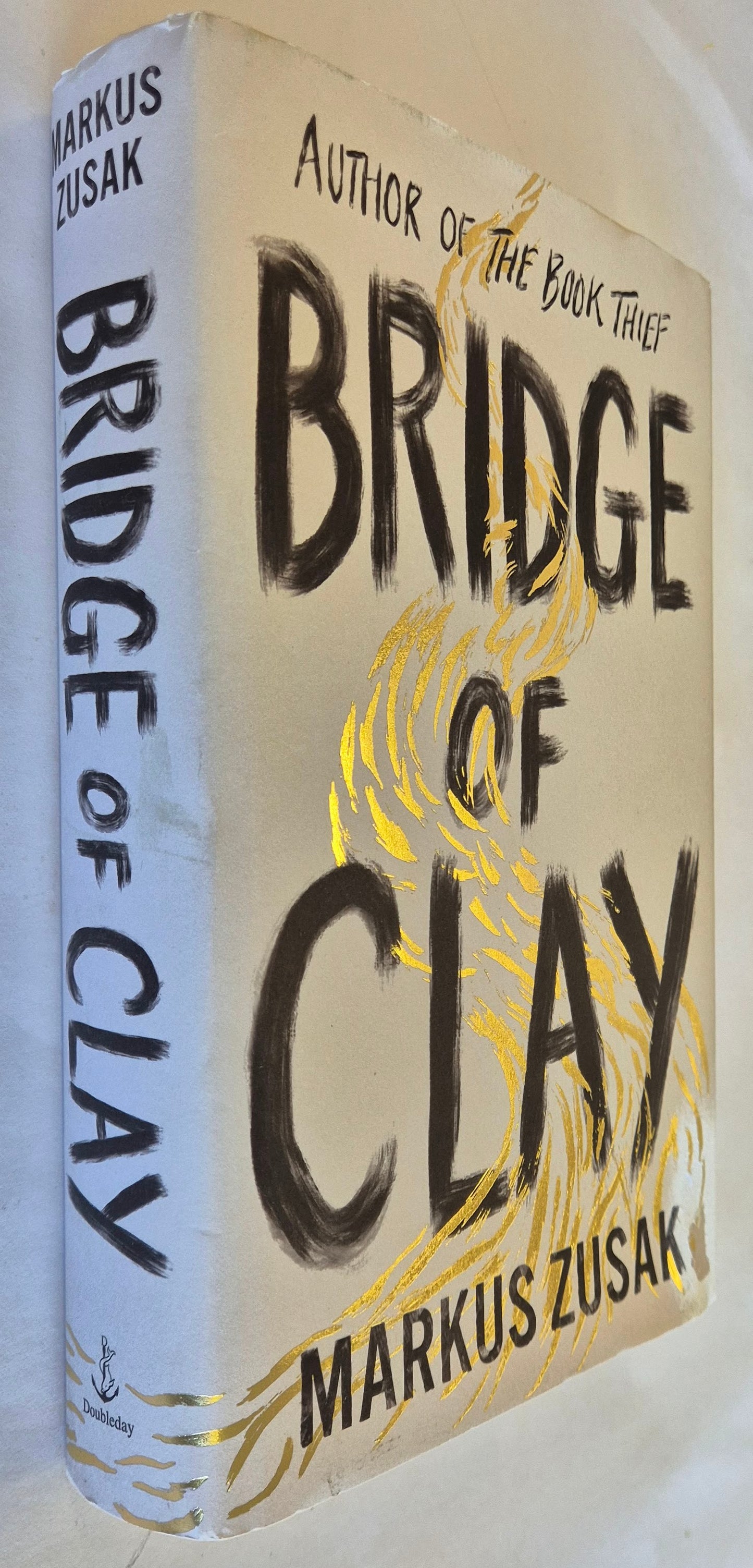 Bridge of Clay by Markus Zusak