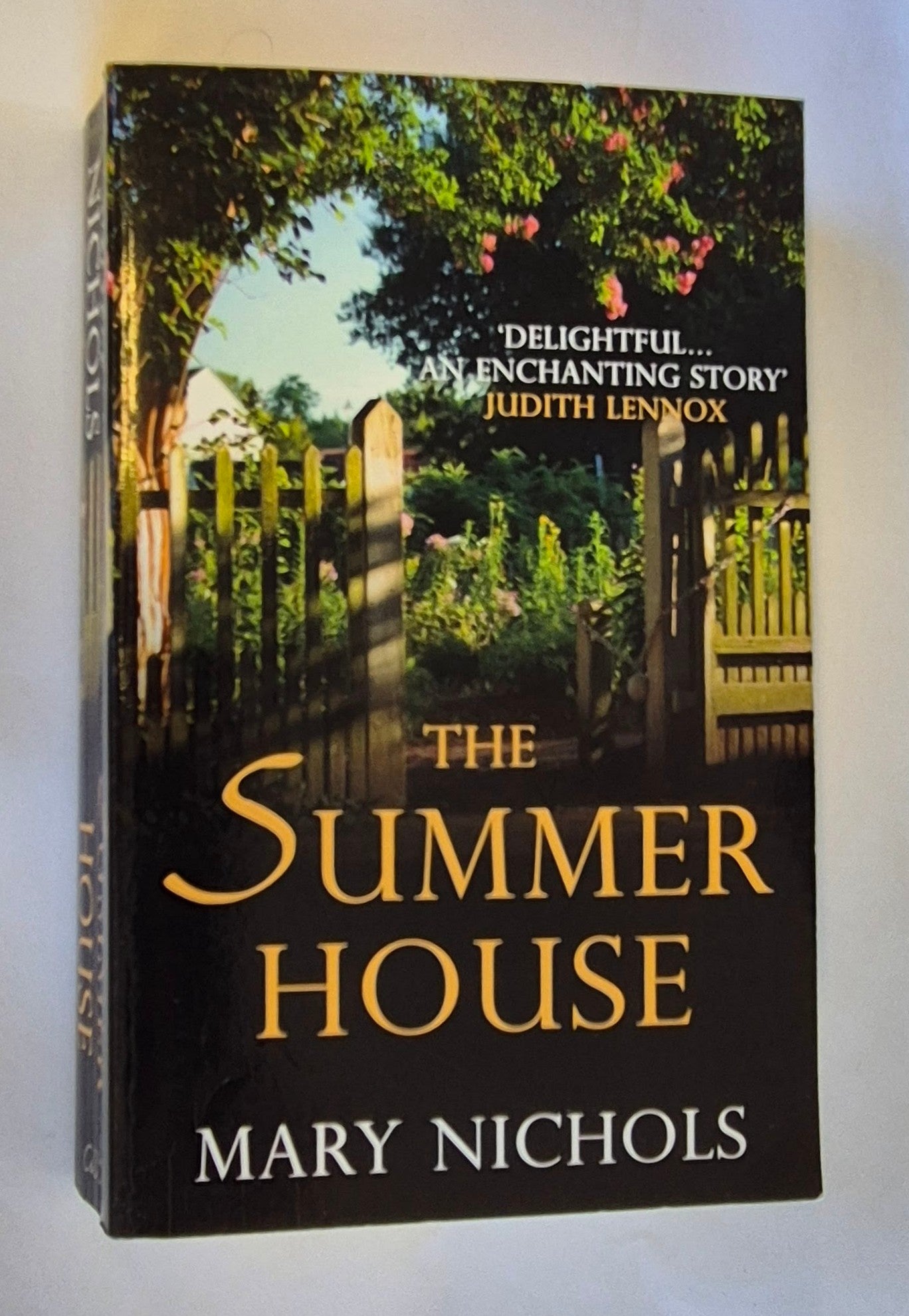 The Summer House by Mary Nichols