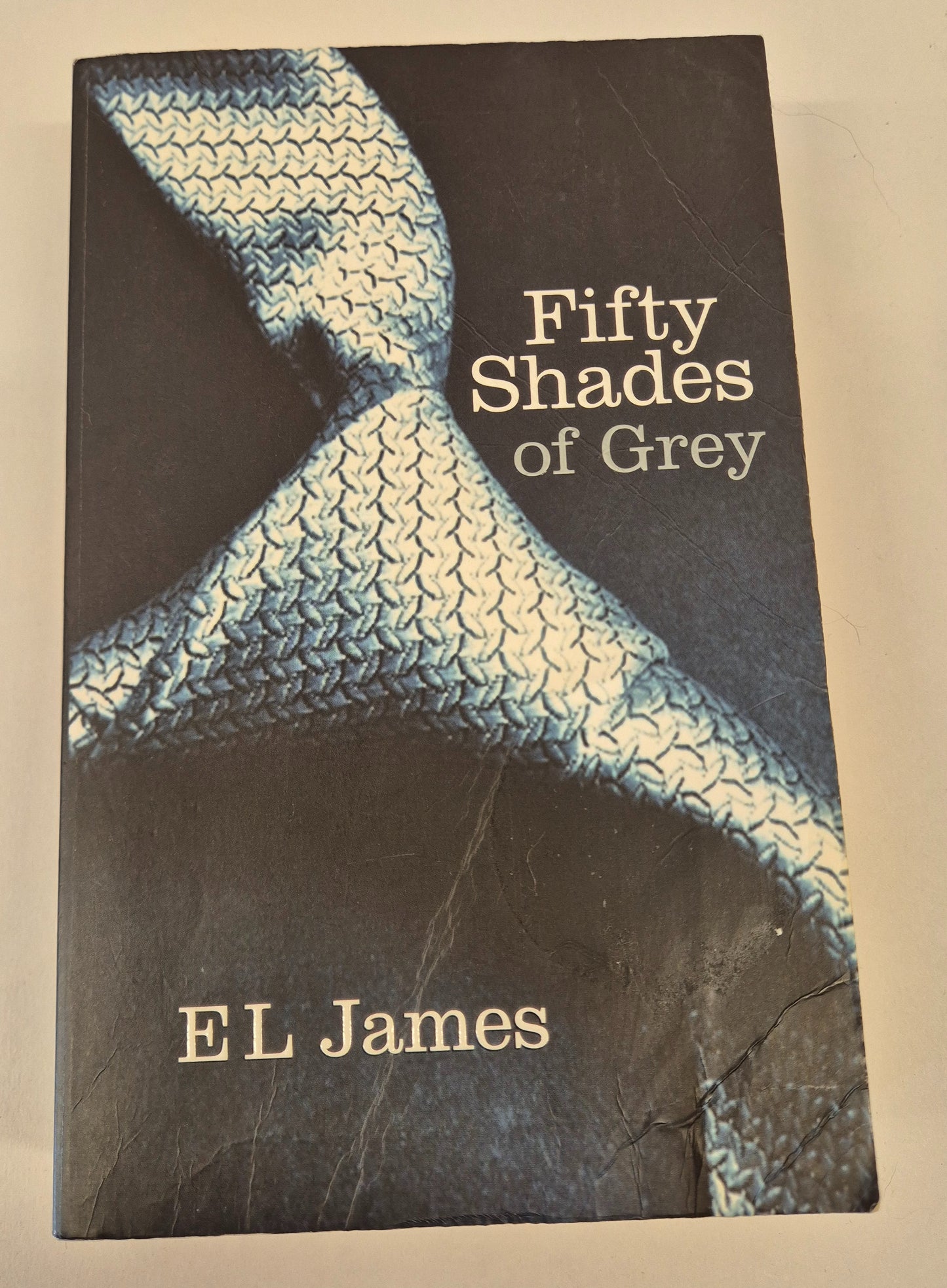 Fifty Shades of Grey (Fifty Shades #1) by E. L. James