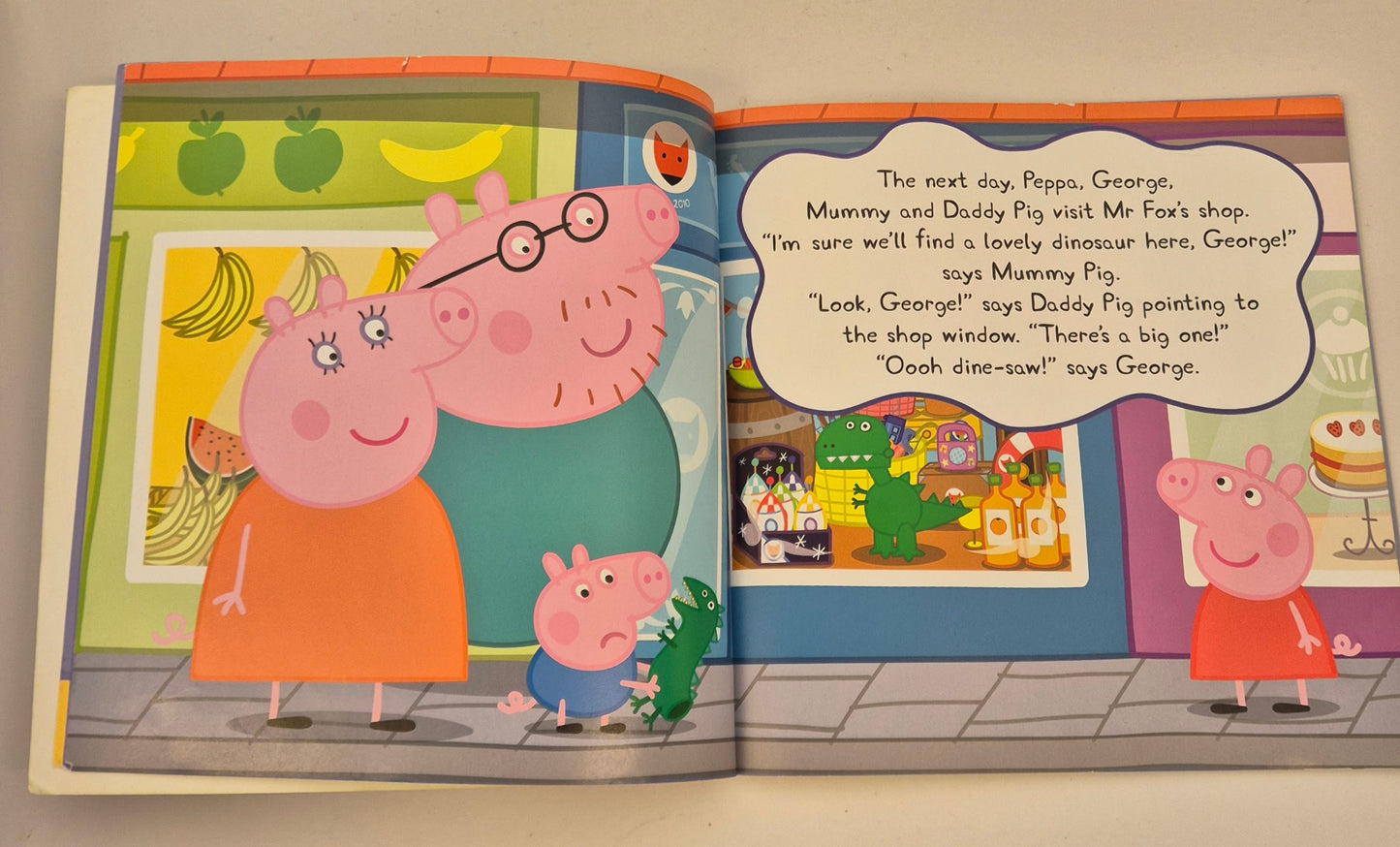 George's New Dinosaur (Peppa Pig) by Zoe Hedges